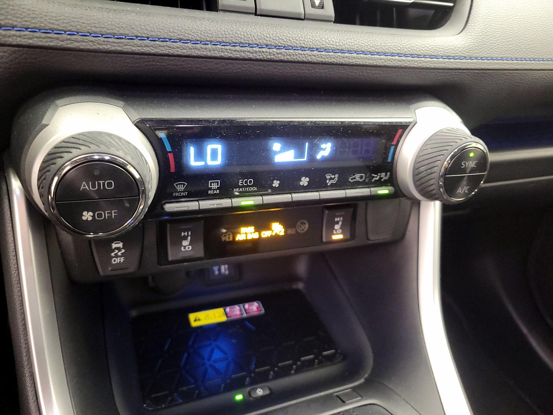 Thumbnail: 2023 Toyota RAV4 - 16