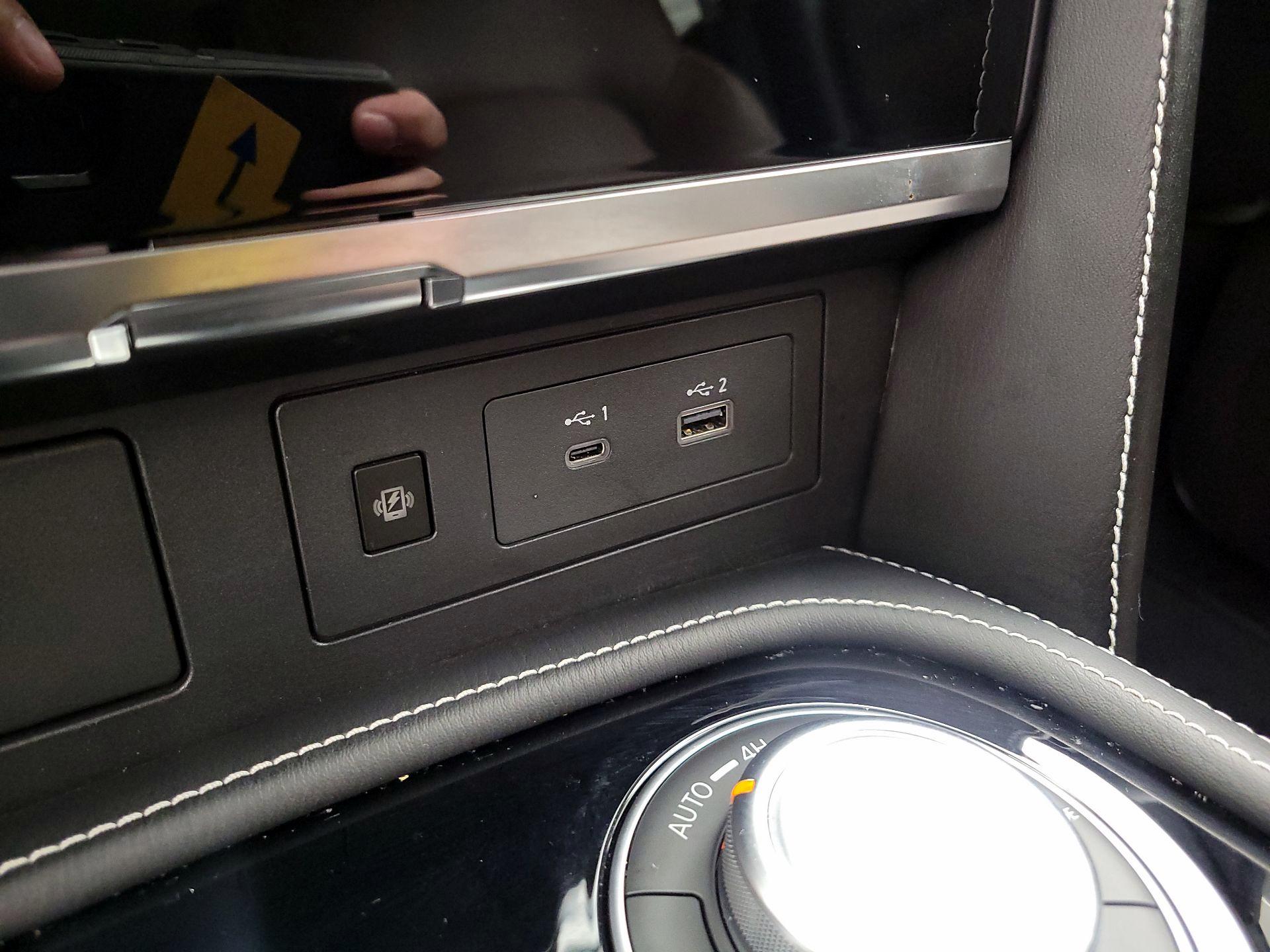 Thumbnail: 2024 INFINITI QX80 - 18