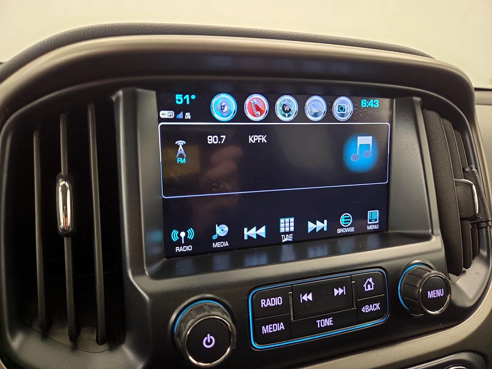 Thumbnail: 2018 Chevrolet Colorado - 16