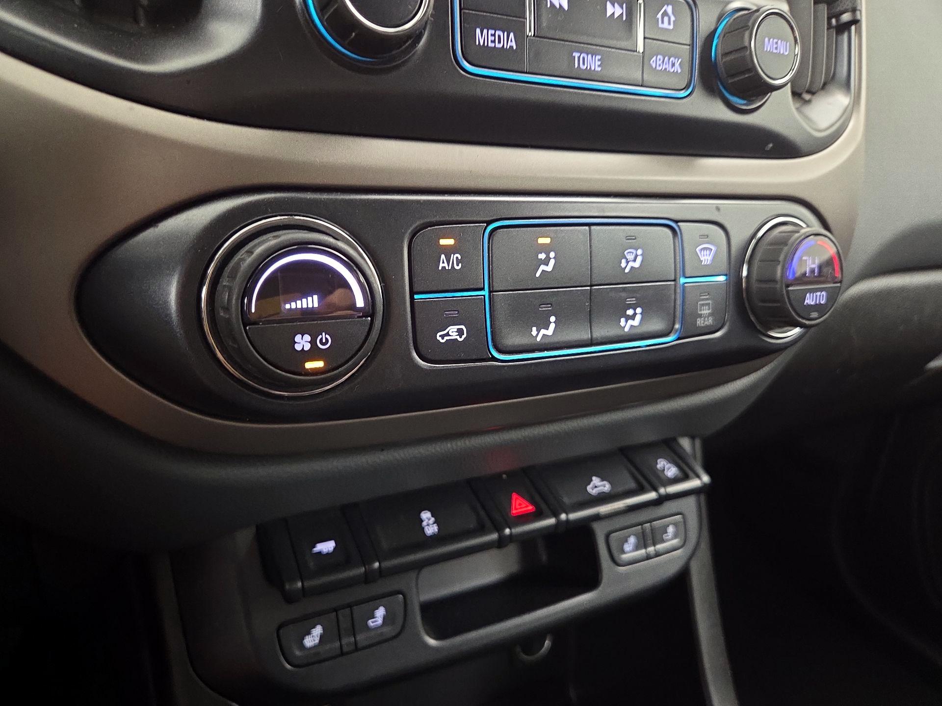 Thumbnail: 2018 Chevrolet Colorado - 17