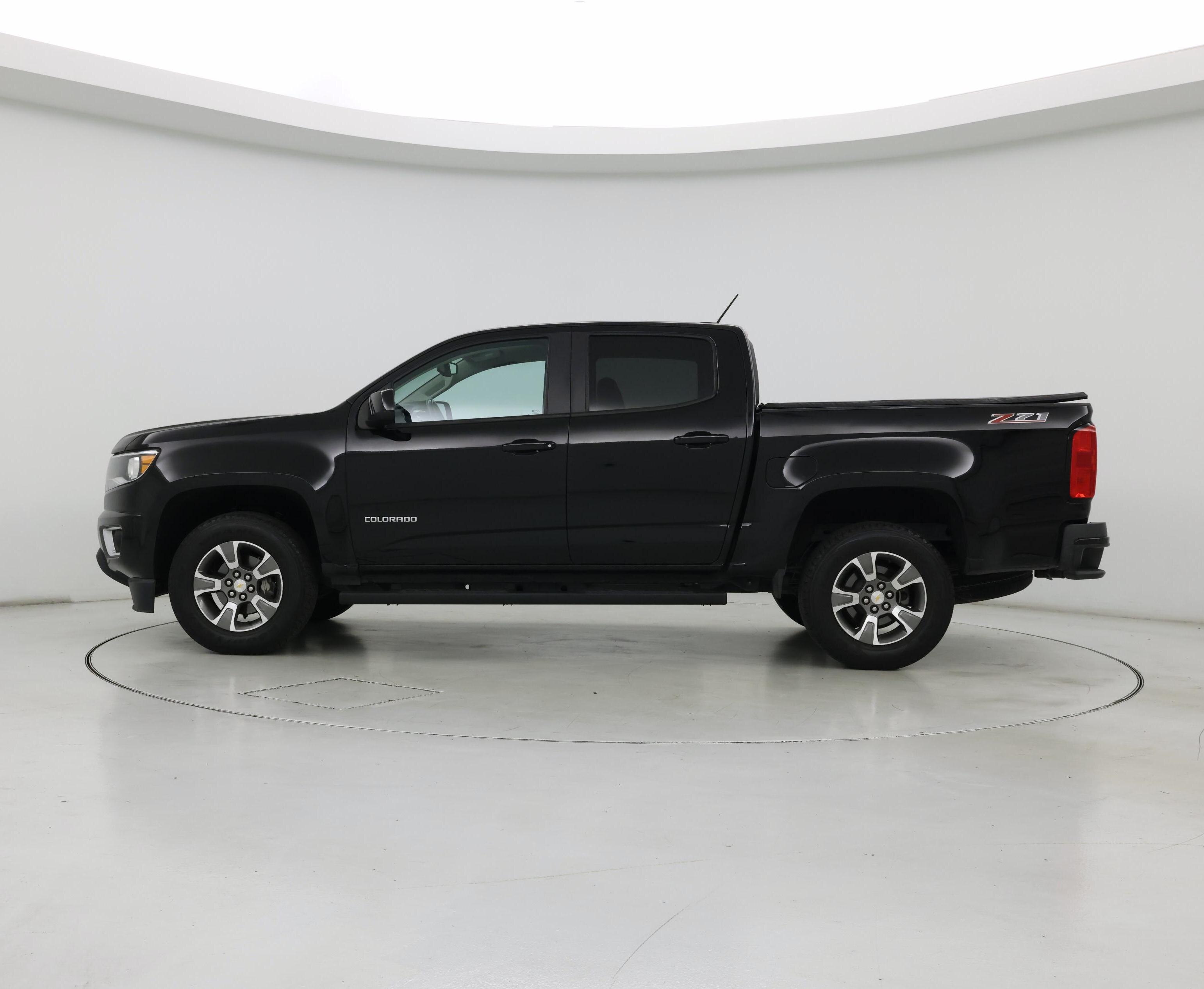 Thumbnail: 2018 Chevrolet Colorado - 3