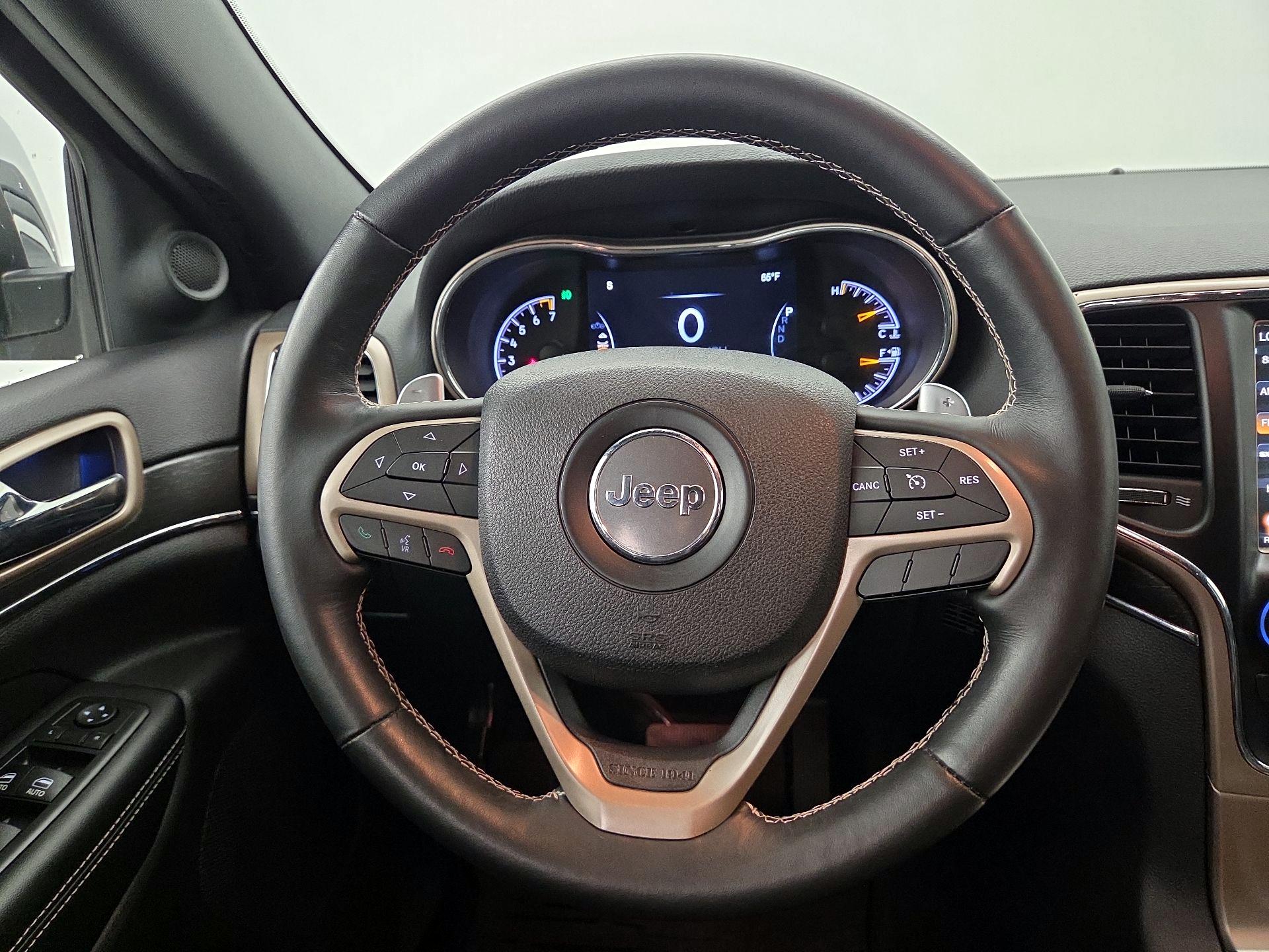 Thumbnail: 2016 Jeep Grand Cherokee - 10