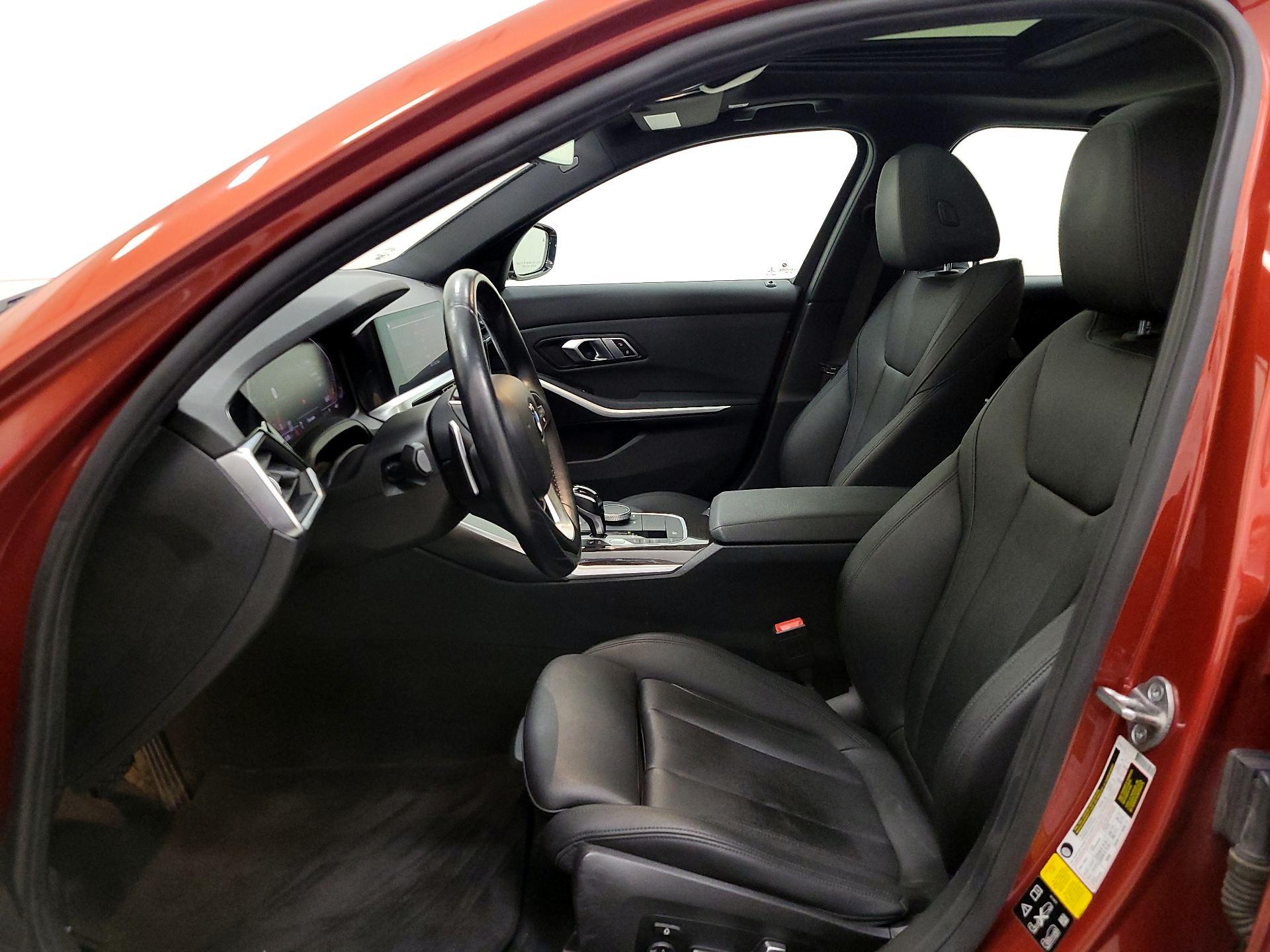 Thumbnail: 2020 BMW 3 Series - 11