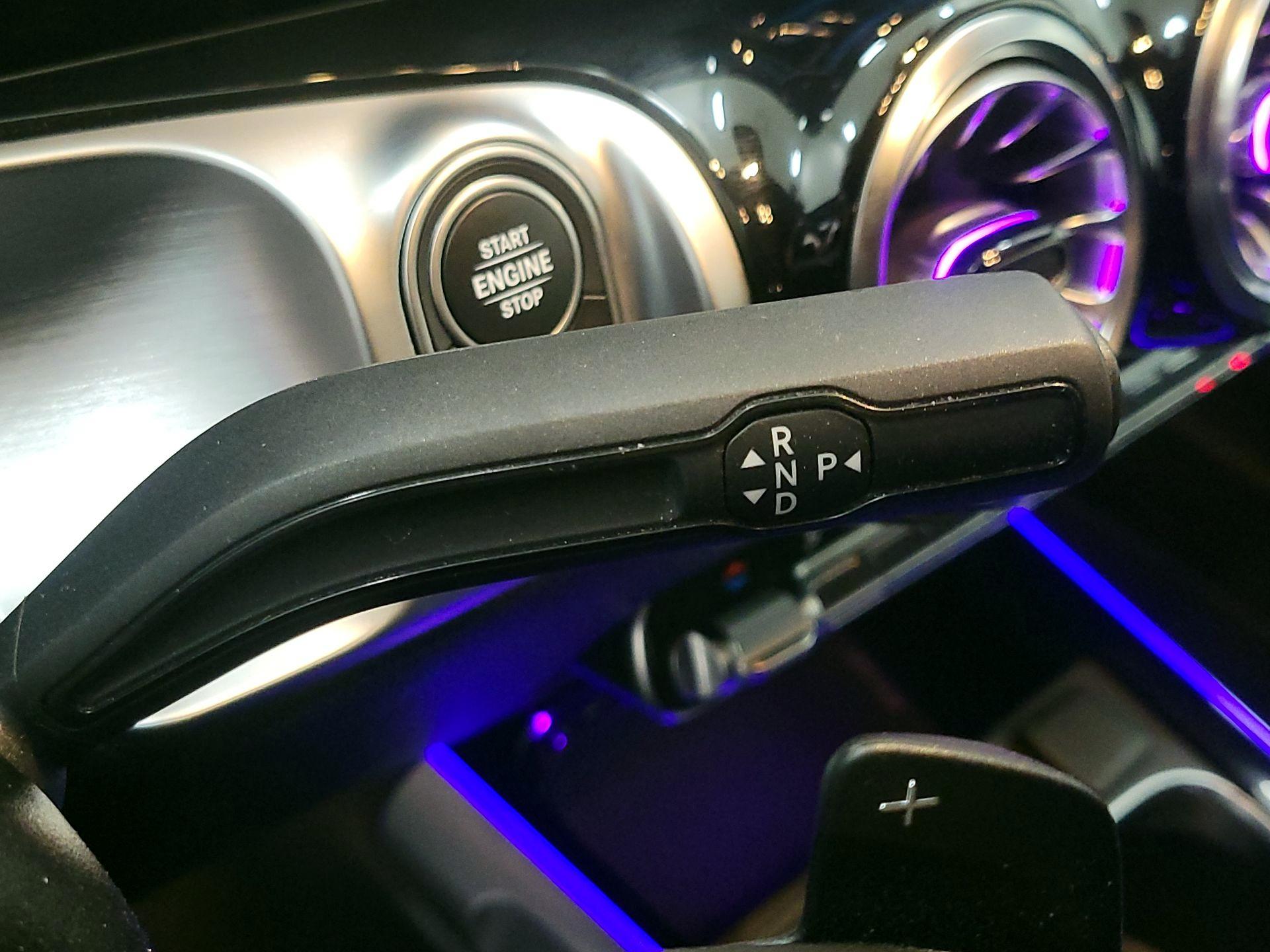 Thumbnail: 2022 Mercedes-Benz GLB - 18