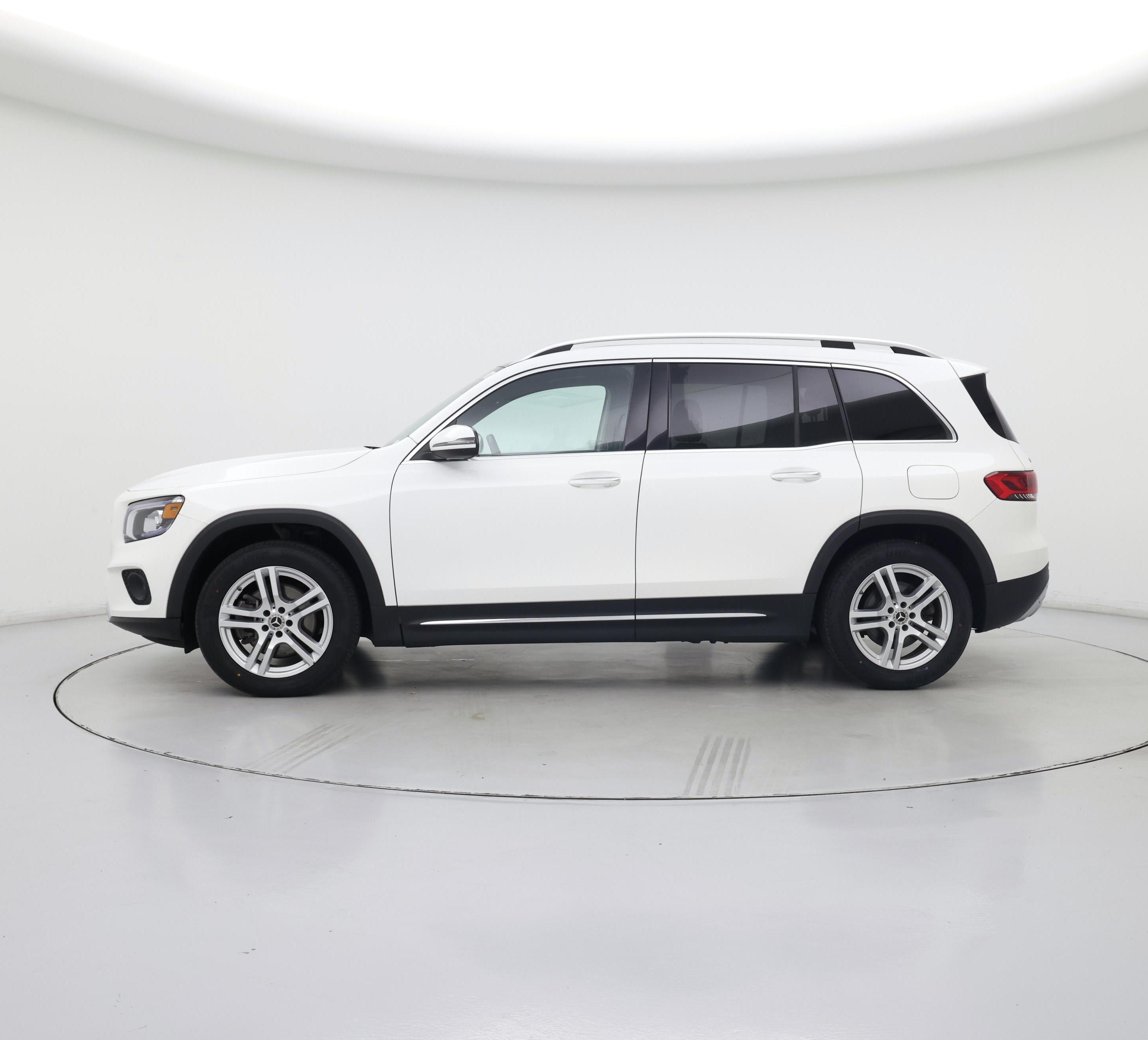 Thumbnail: 2022 Mercedes-Benz GLB - 3