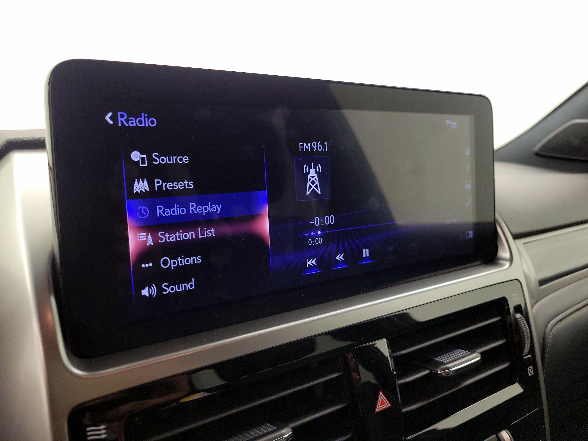 Thumbnail: 2022 Lexus GX - 16