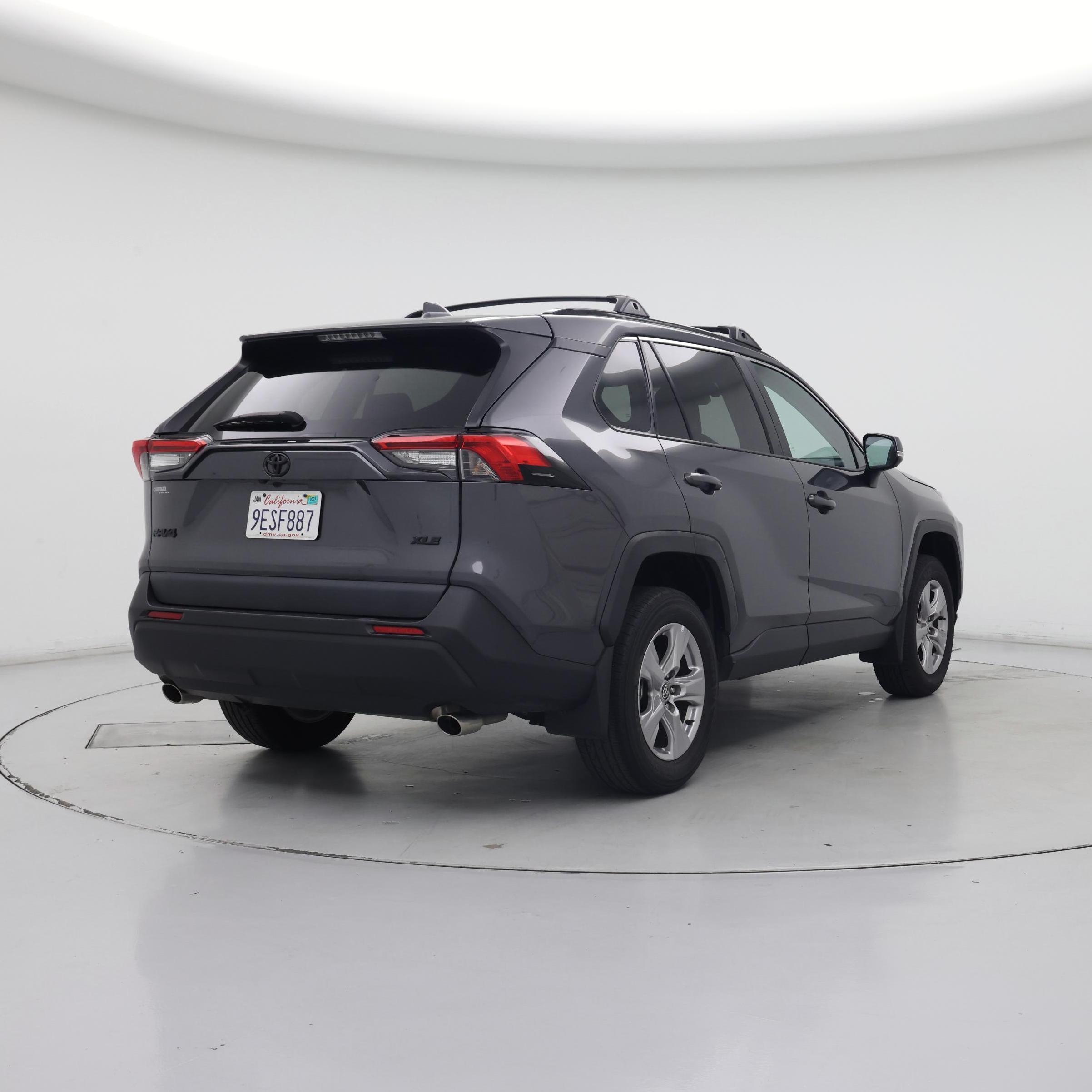 Thumbnail: 2023 Toyota RAV4 - 8