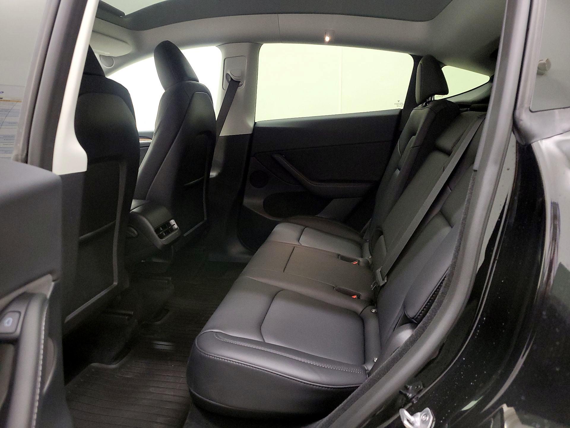 Thumbnail: 2023 Tesla Model Y - 18