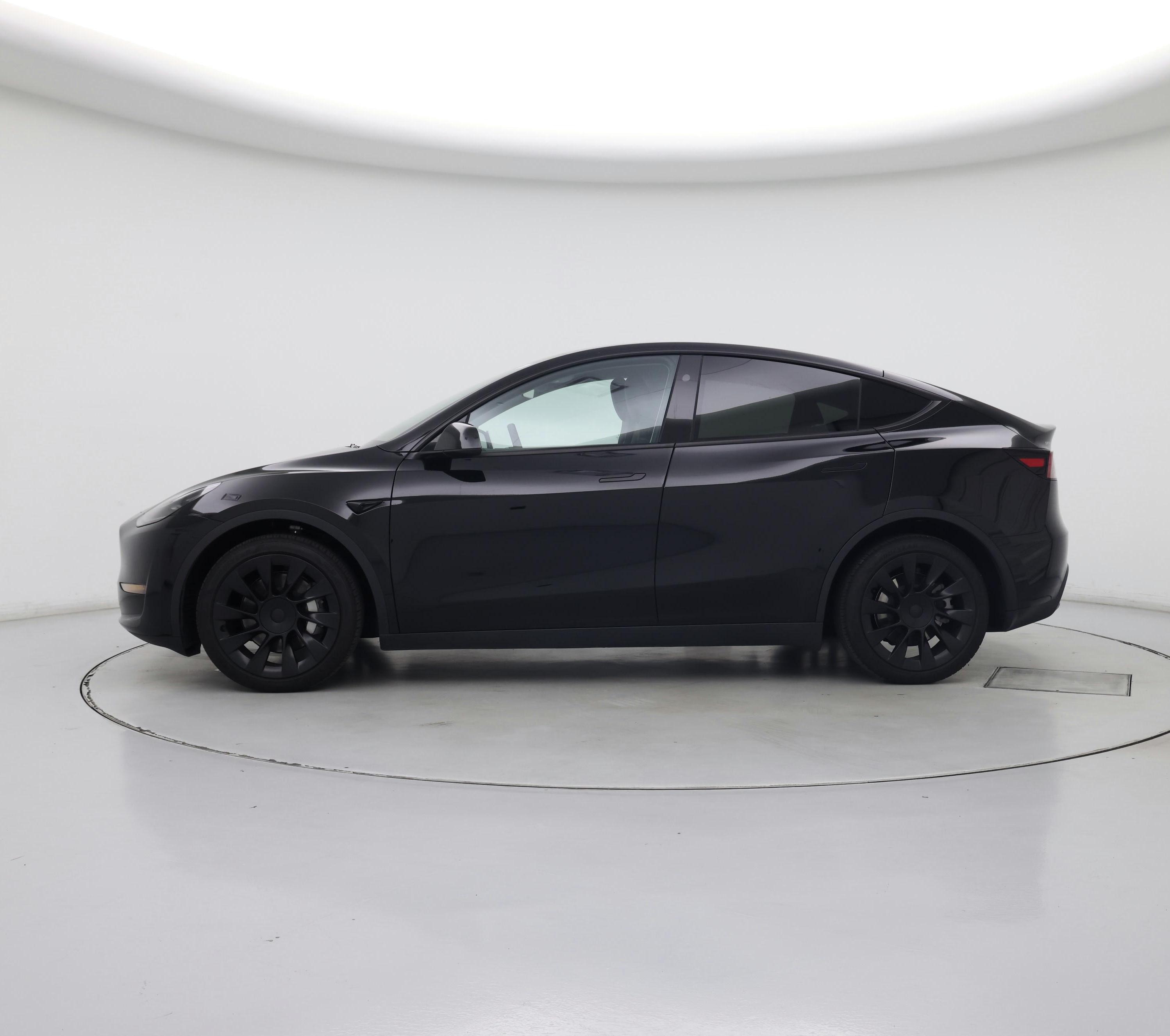 Thumbnail: 2023 Tesla Model Y - 3