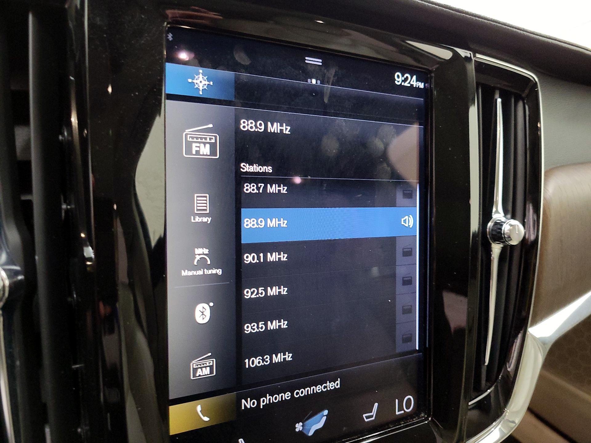 Thumbnail: 2021 Volvo S90 - 15