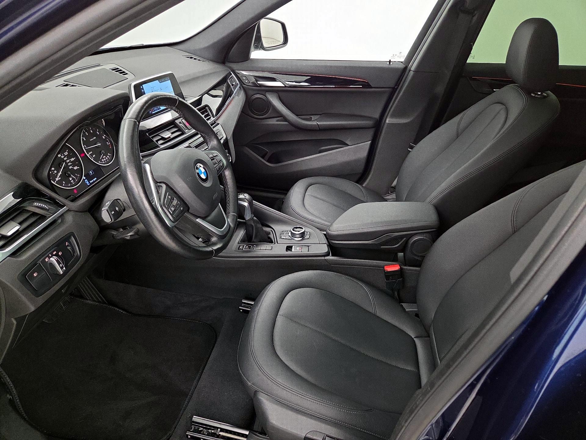 Thumbnail: 2018 BMW X1 - 11