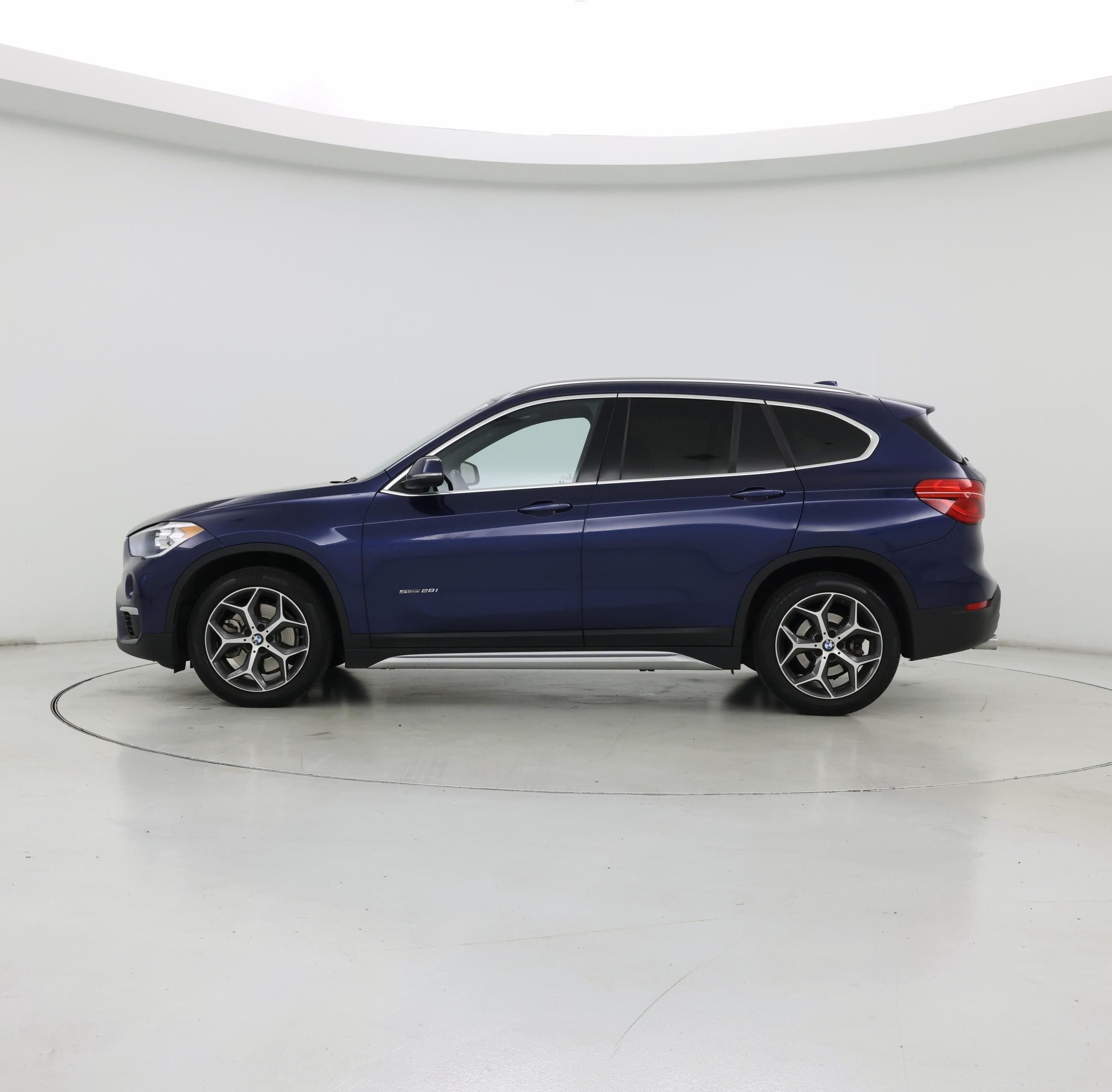 Thumbnail: 2018 BMW X1 - 3