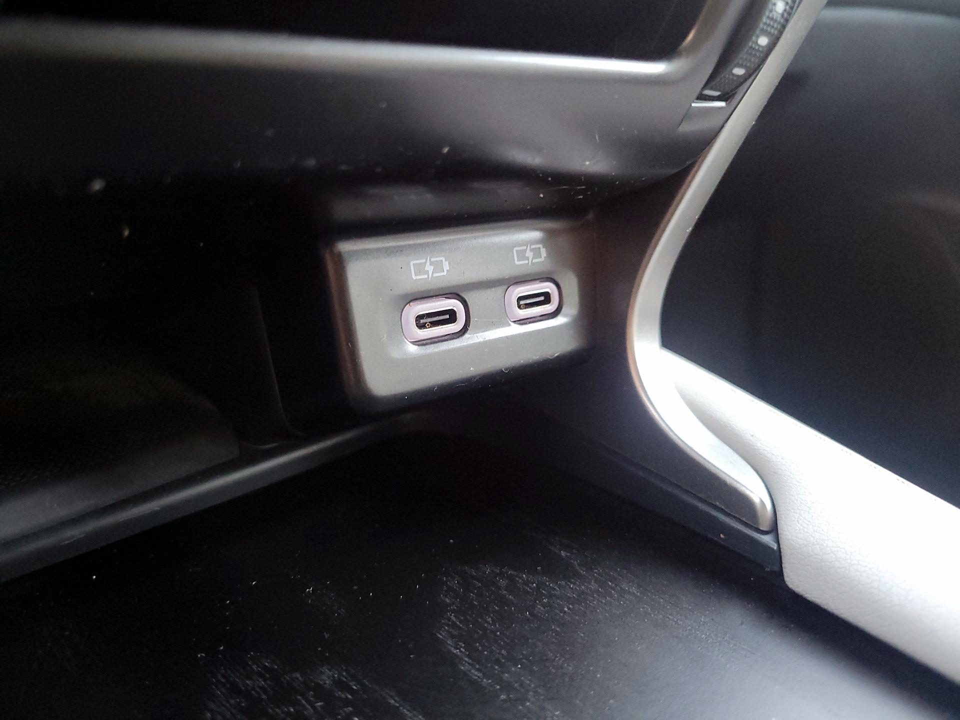 Thumbnail: 2023 Lexus RX - 19