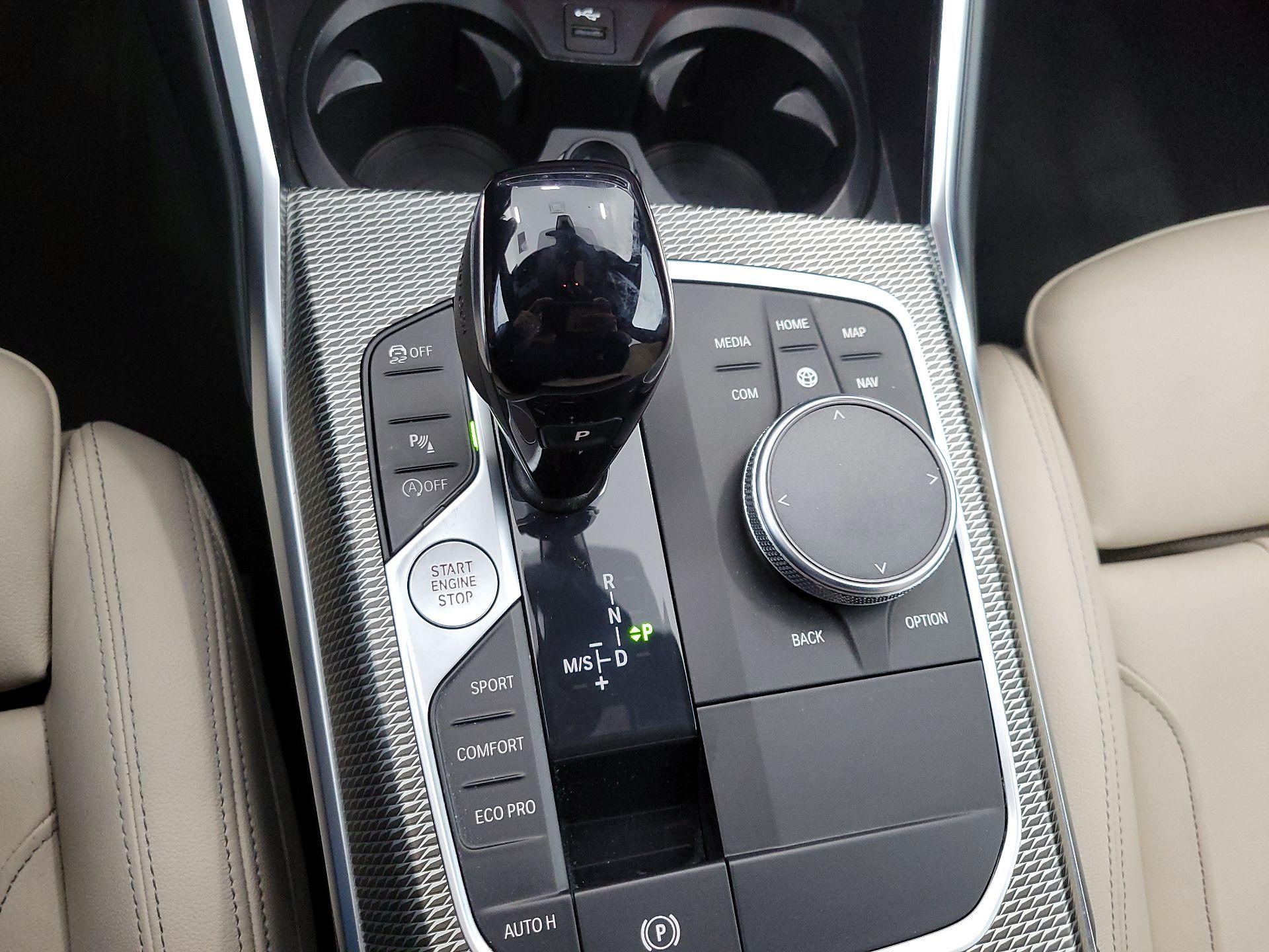 Thumbnail: 2022 BMW 3 Series - 18