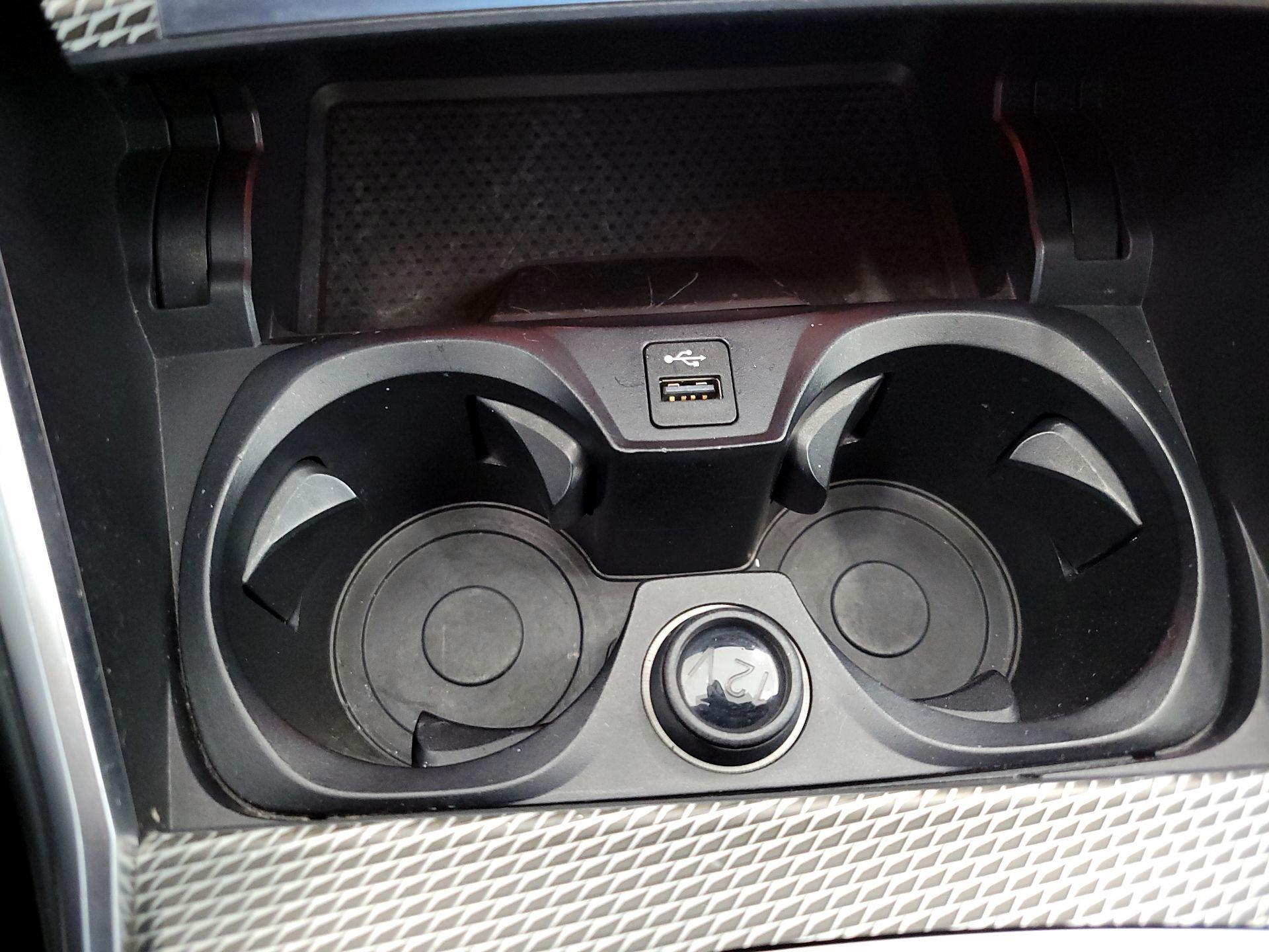 Thumbnail: 2022 BMW 3 Series - 19