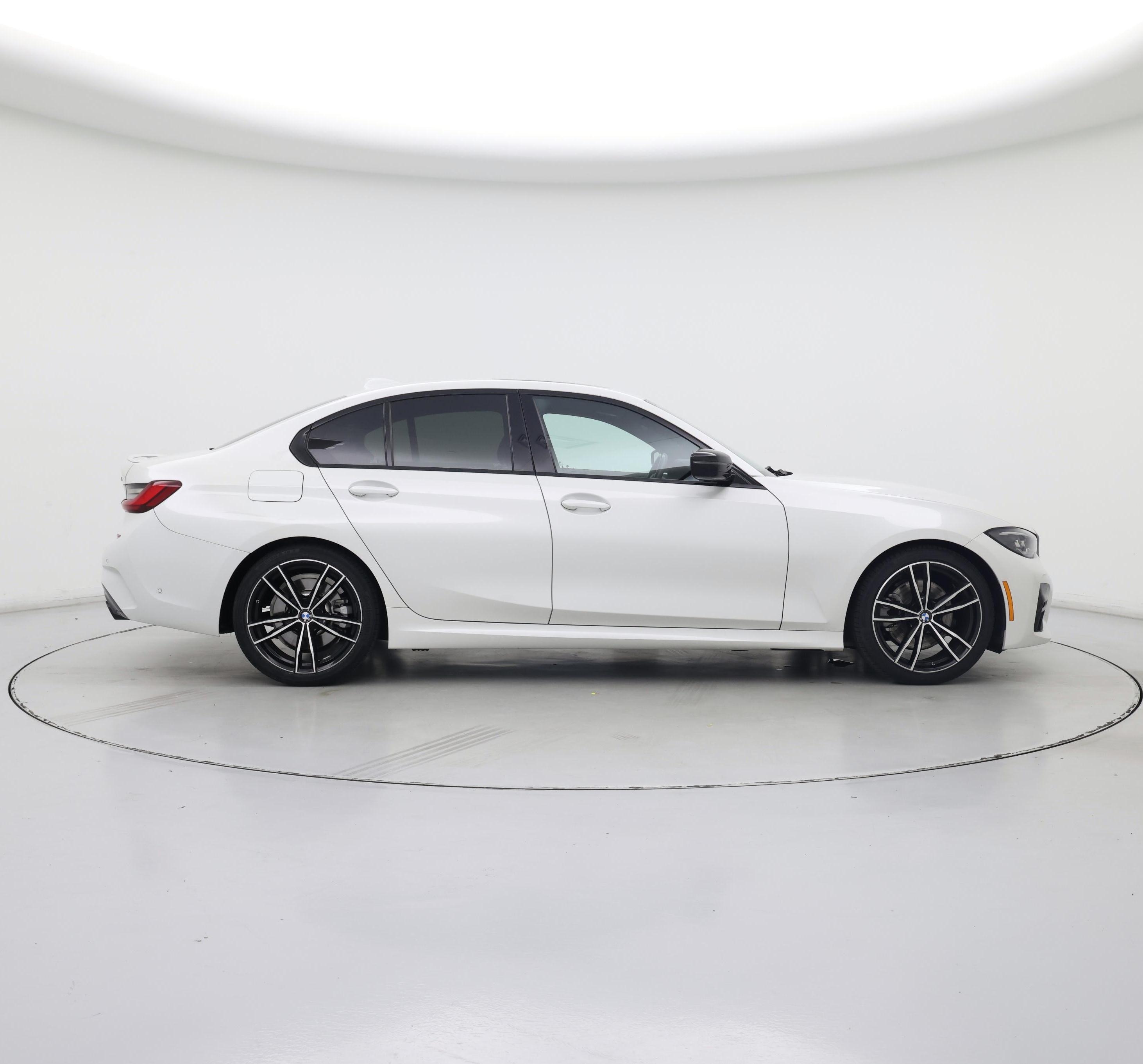 Thumbnail: 2022 BMW 3 Series - 7