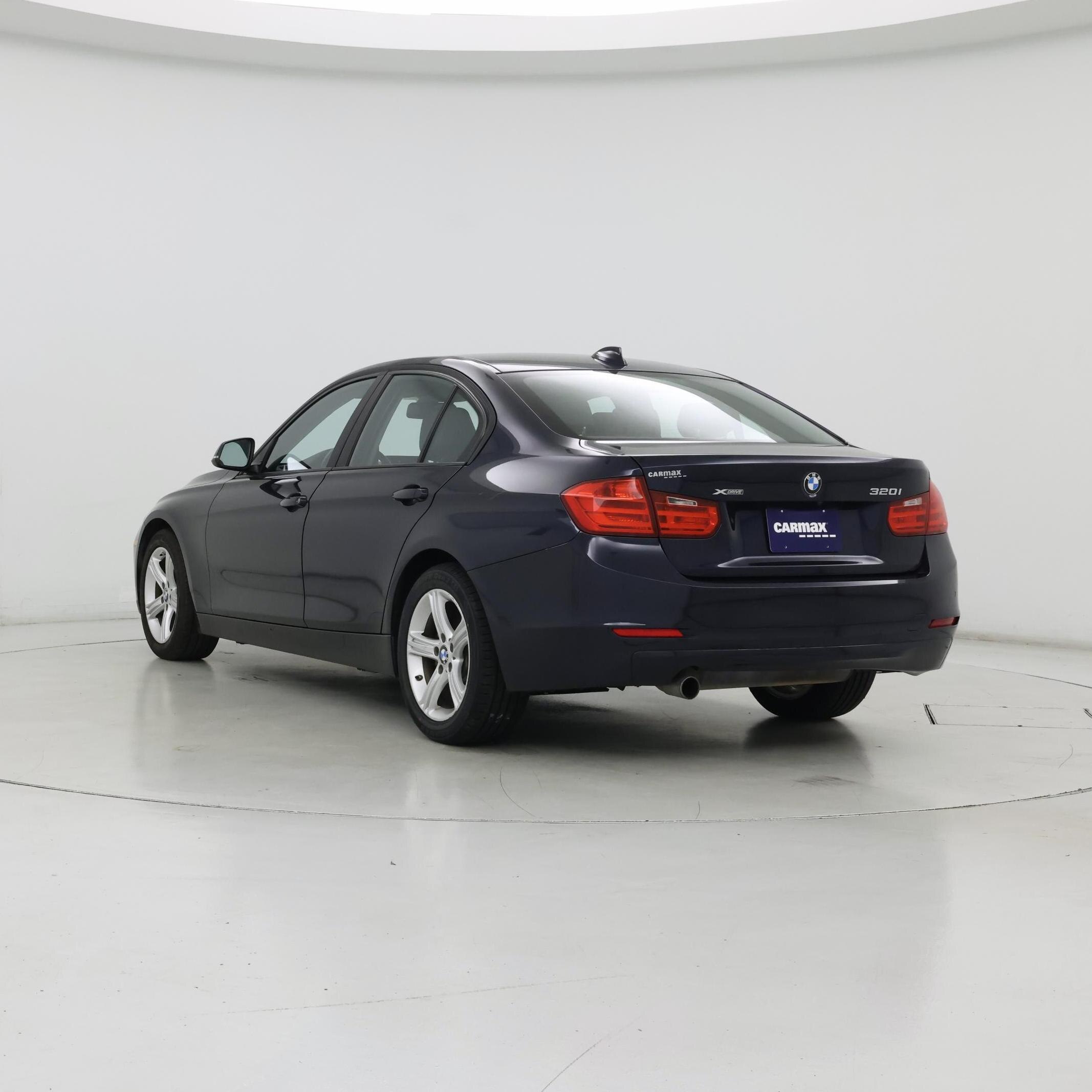 Thumbnail: 2015 BMW 3 Series - 2