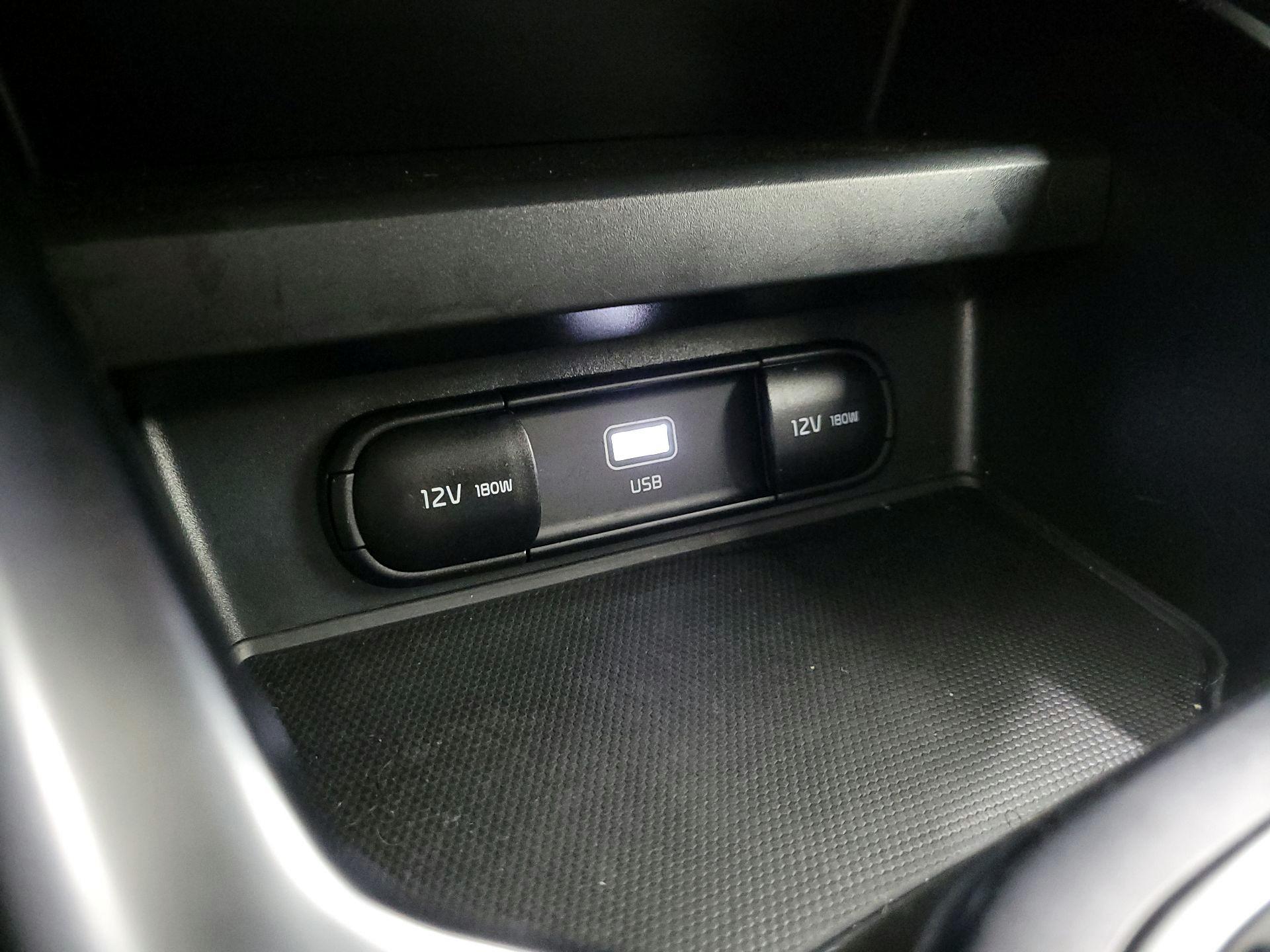 Thumbnail: 2025 Kia Soul - 18