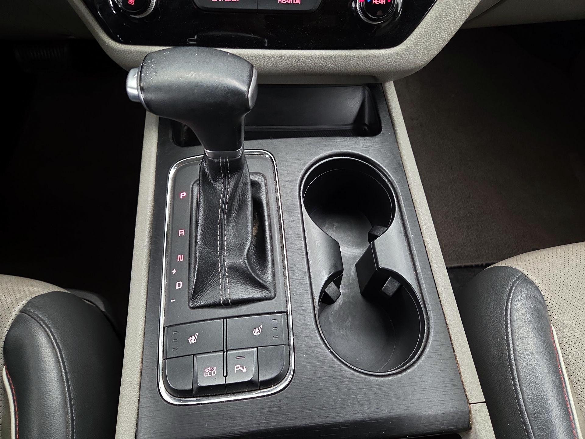 Thumbnail: 2017 Kia Sedona - 17