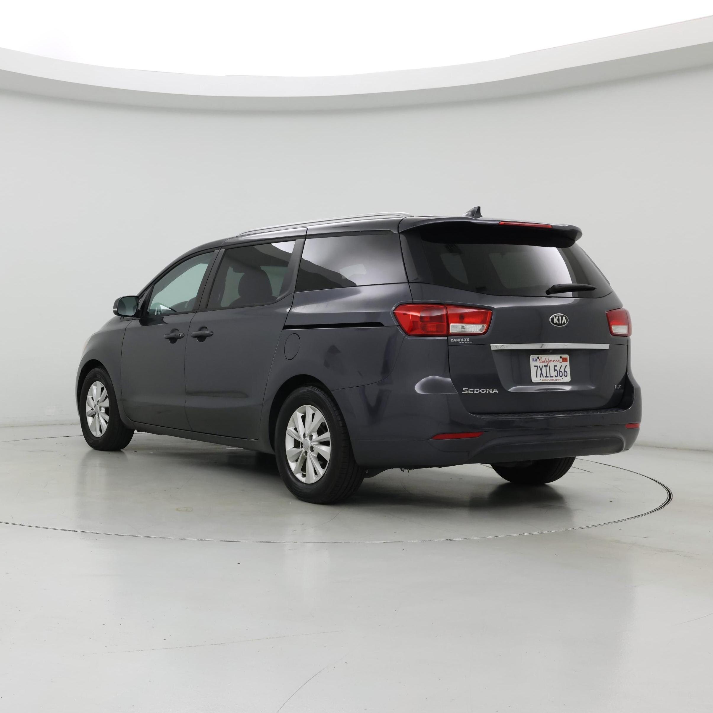 Thumbnail: 2017 Kia Sedona - 2