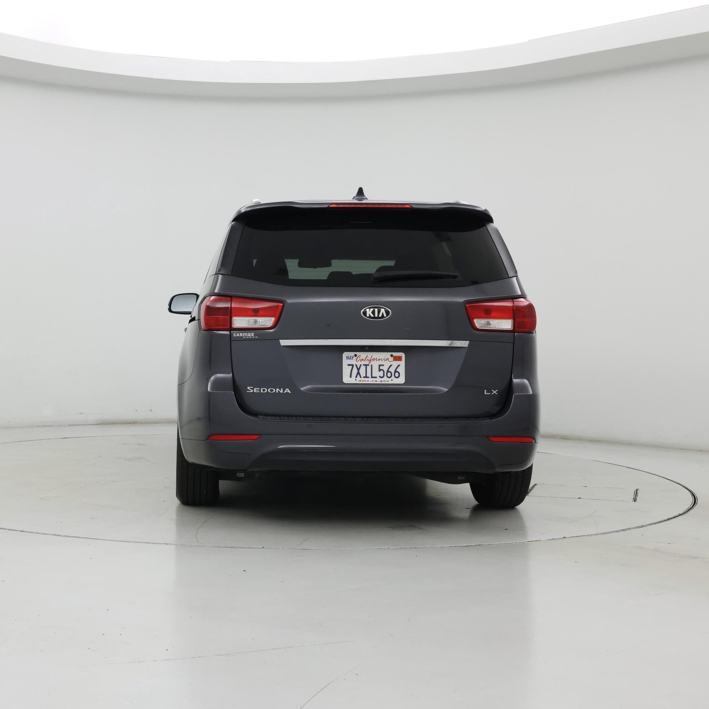 Thumbnail: 2017 Kia Sedona - 6