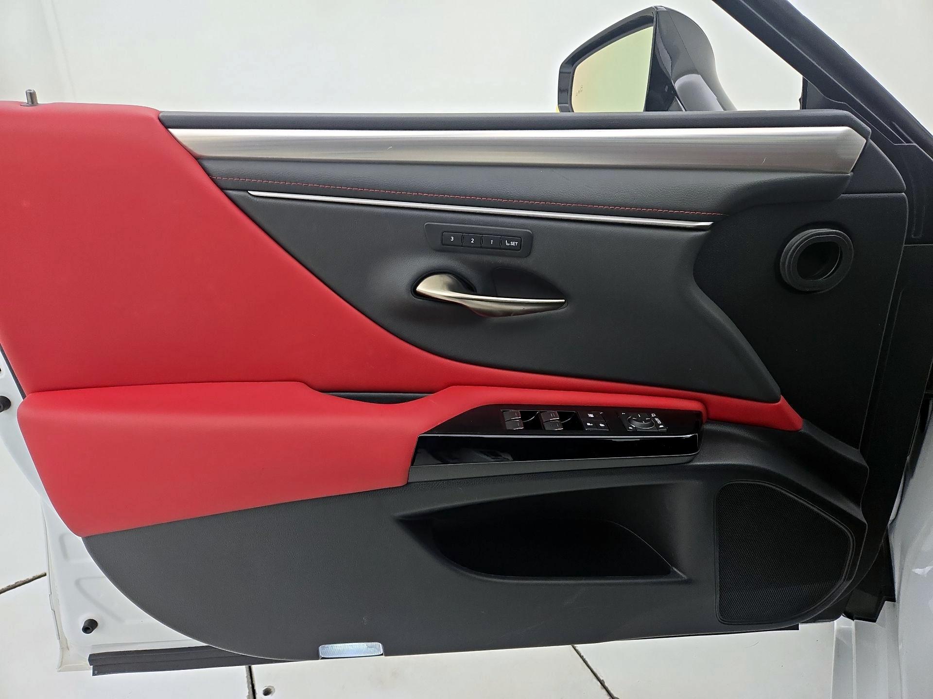 Thumbnail: 2023 Lexus ES - 12