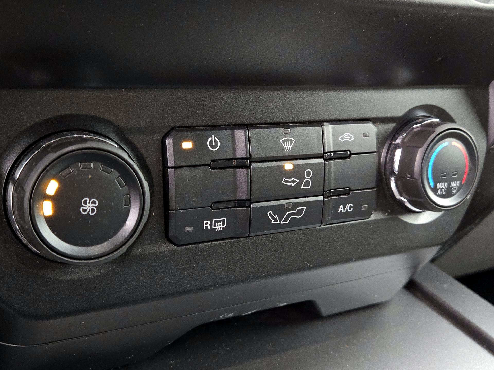 Thumbnail: 2019 Ford F-150 - 16