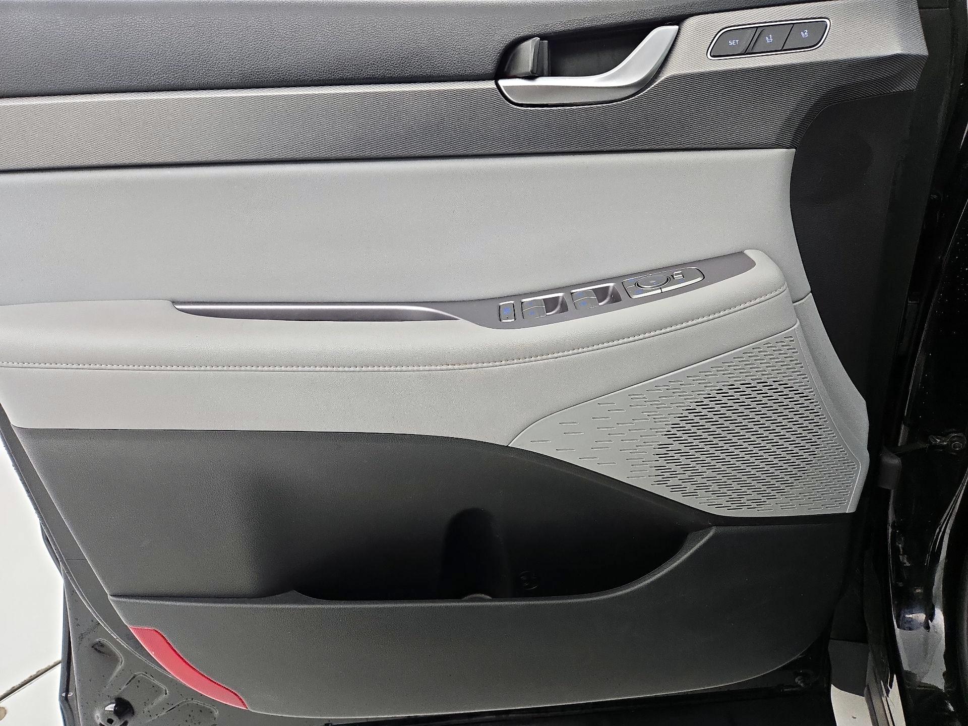 Thumbnail: 2021 Hyundai Palisade - 12