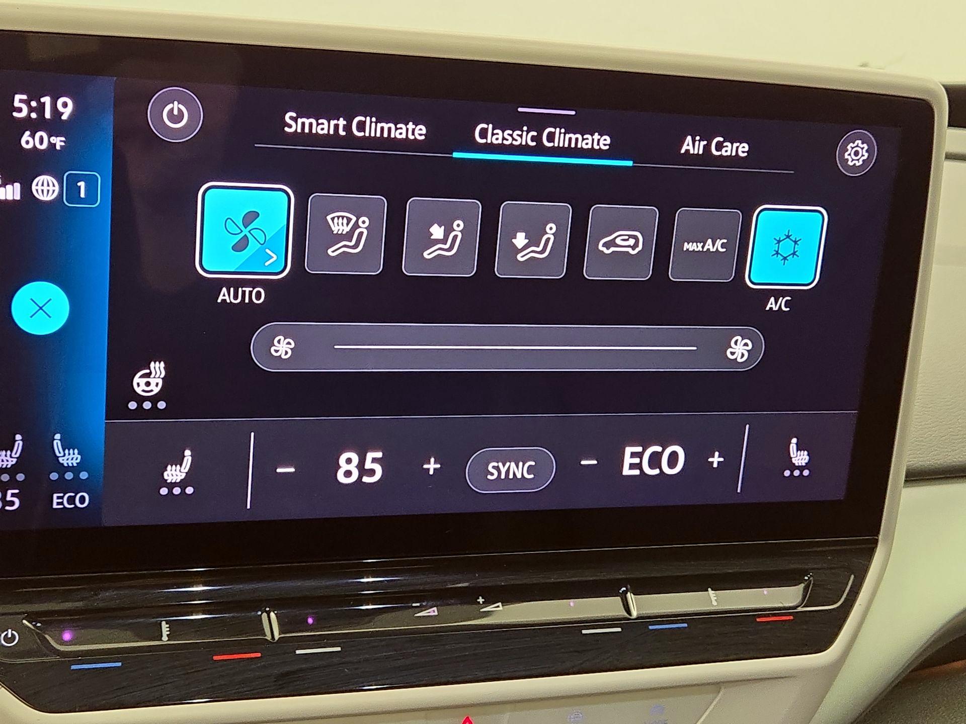 Thumbnail: 2021 Volkswagen ID.4 - 17