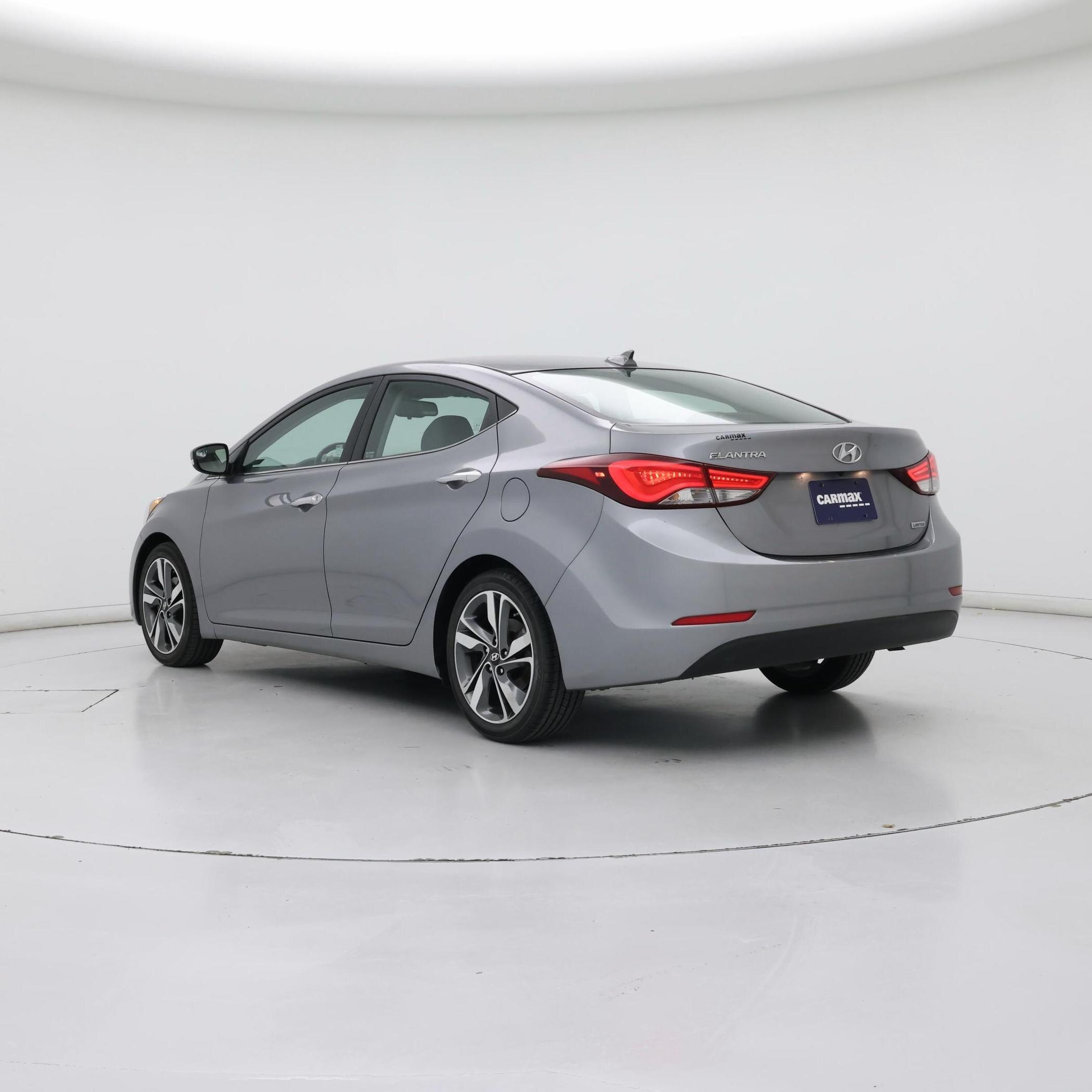 Thumbnail: 2015 Hyundai Elantra - 2