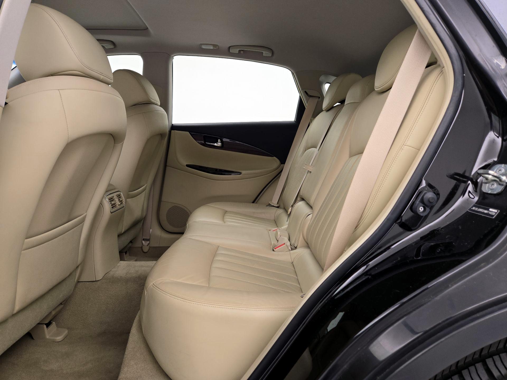 Thumbnail: 2017 INFINITI QX50 - 19