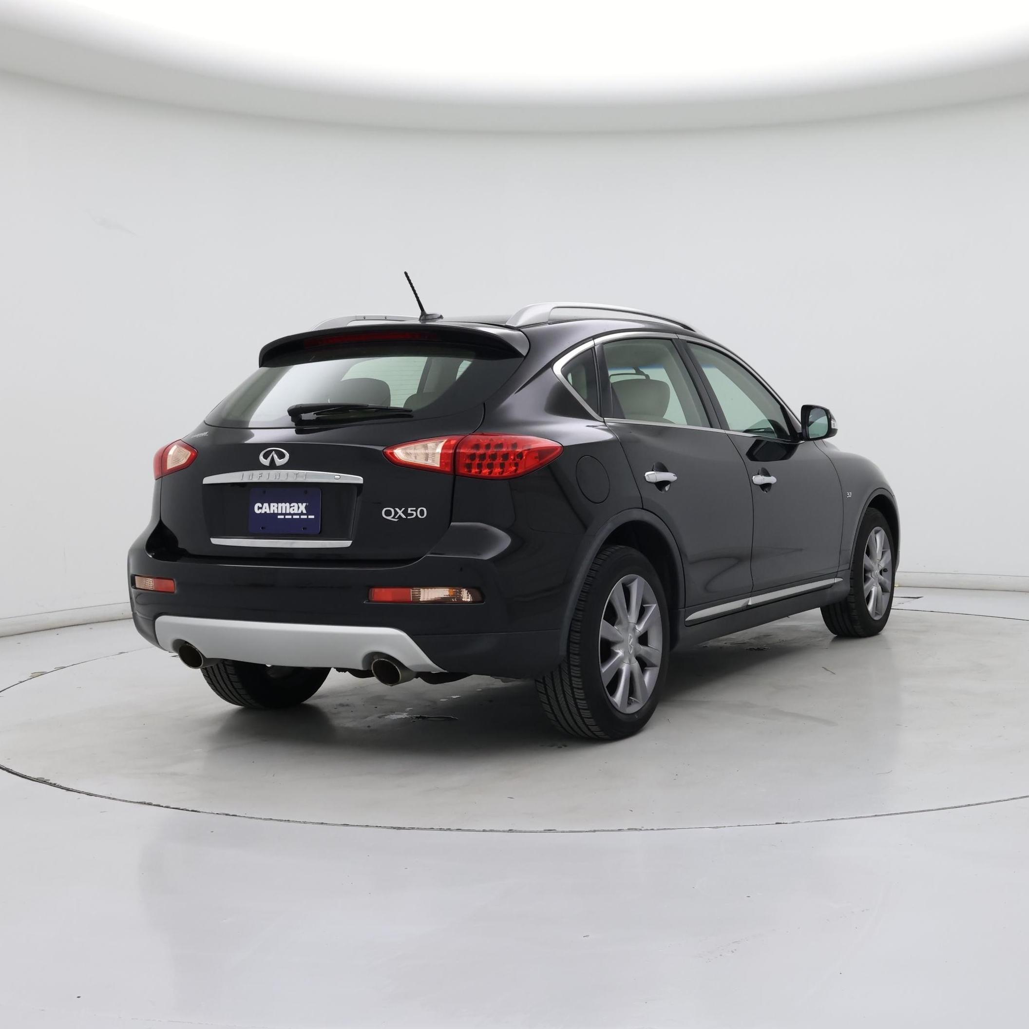 Thumbnail: 2017 INFINITI QX50 - 8