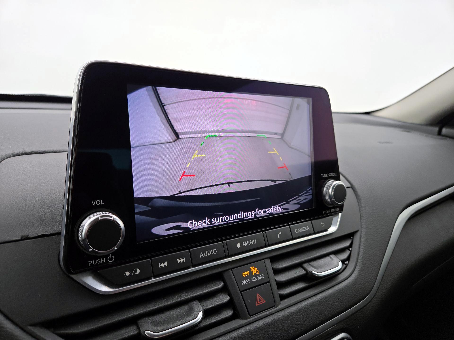 Thumbnail: 2020 Nissan Altima - 14