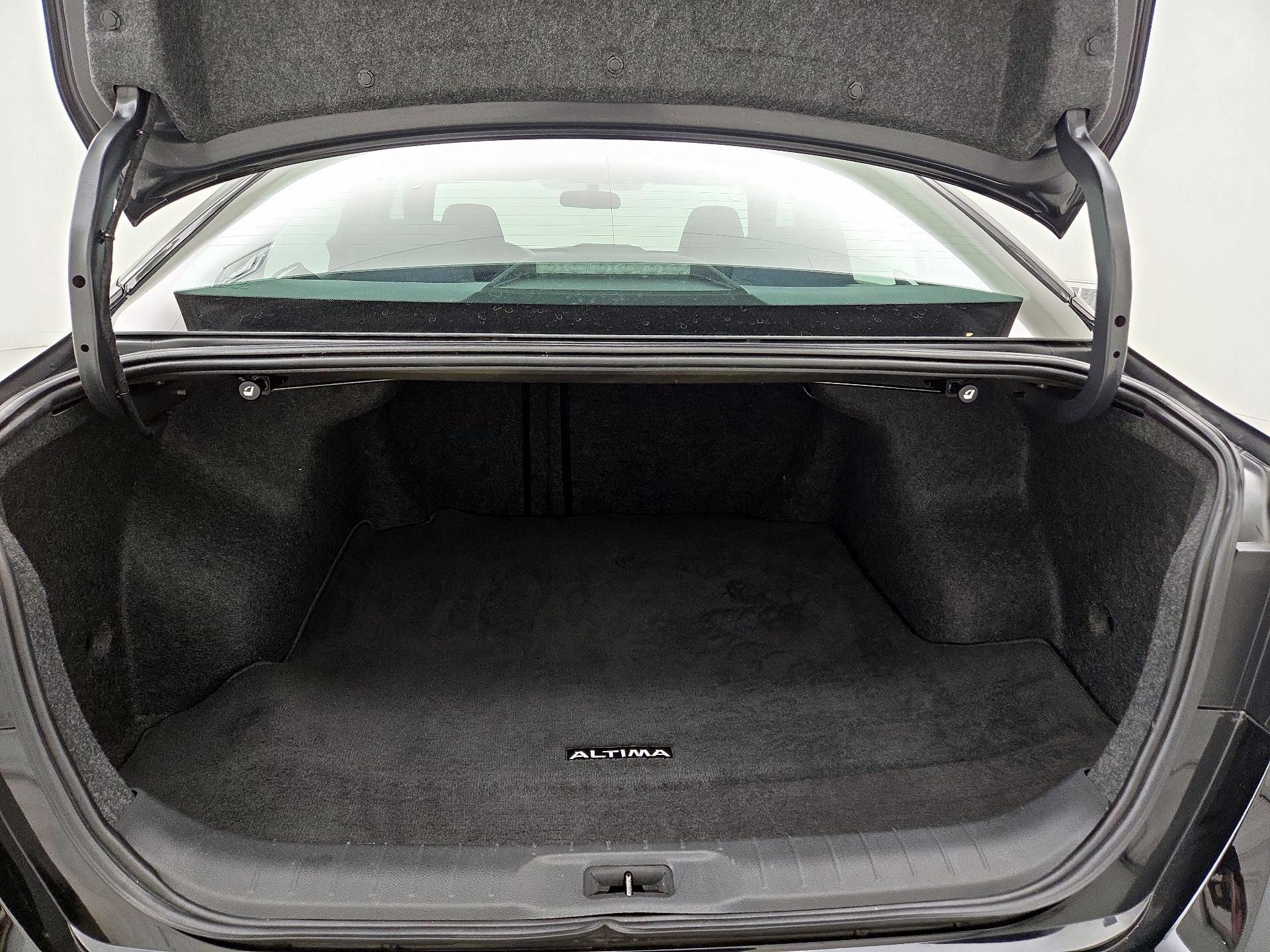 Thumbnail: 2020 Nissan Altima - 20