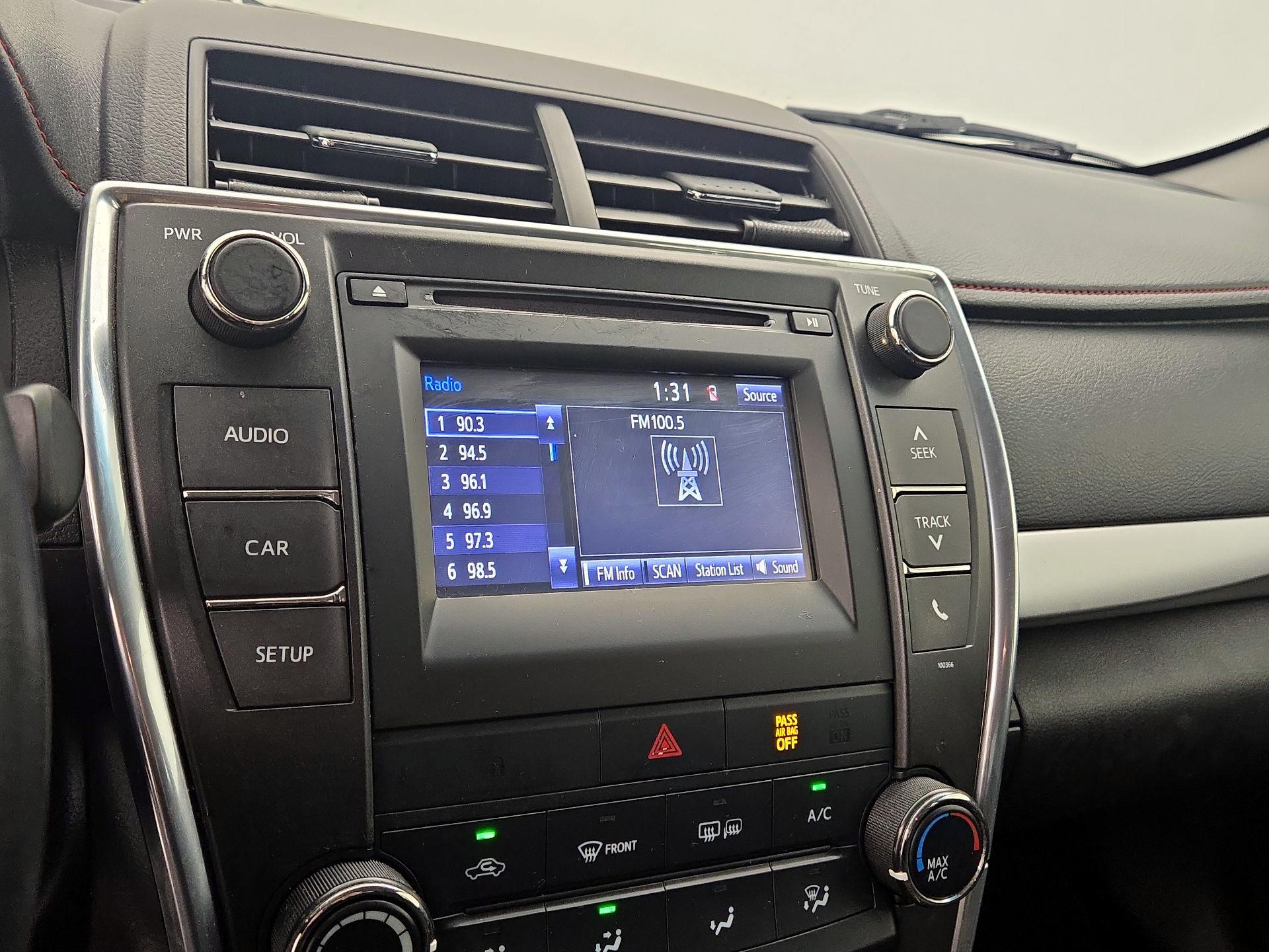 Thumbnail: 2015 Toyota Camry - 15