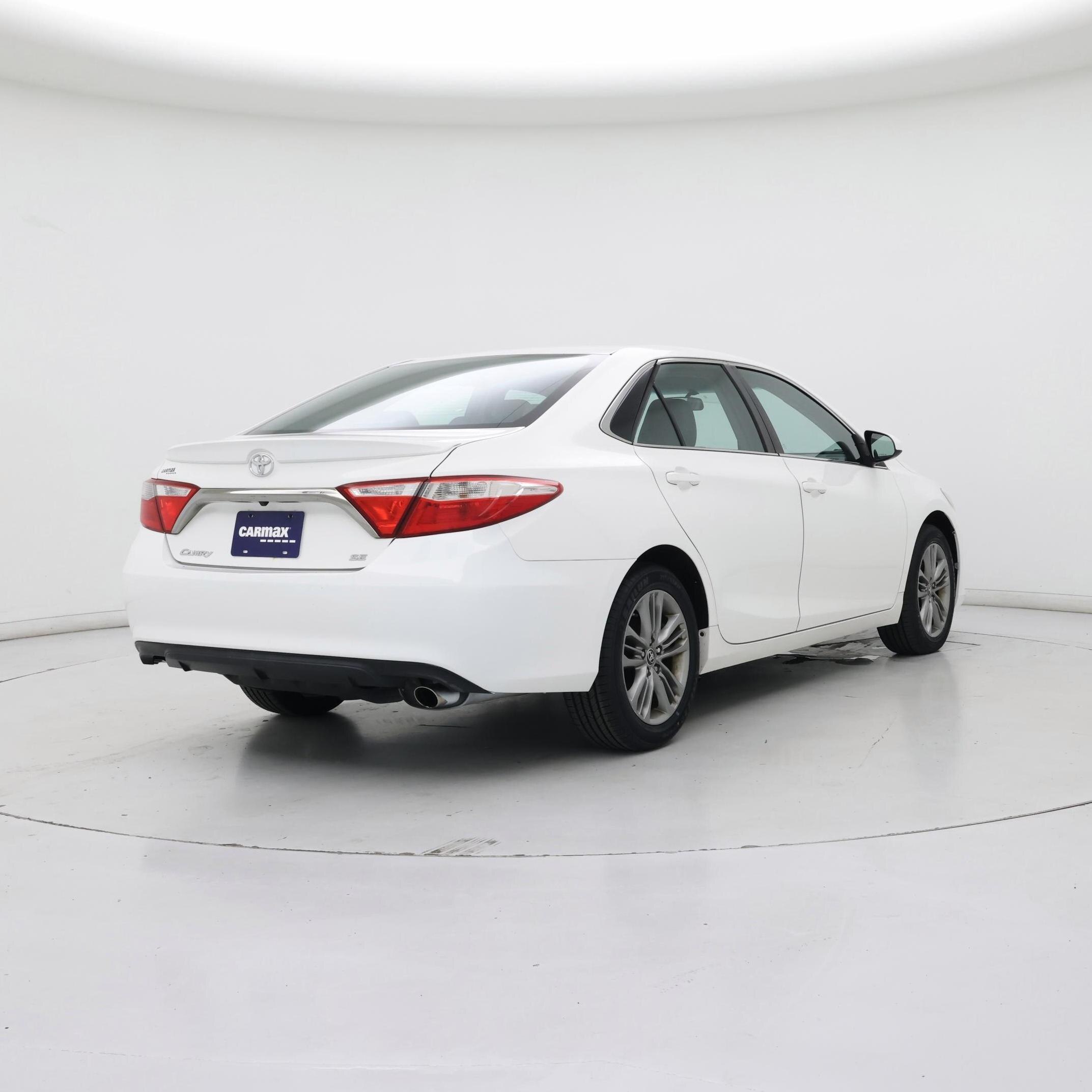 Thumbnail: 2015 Toyota Camry - 8