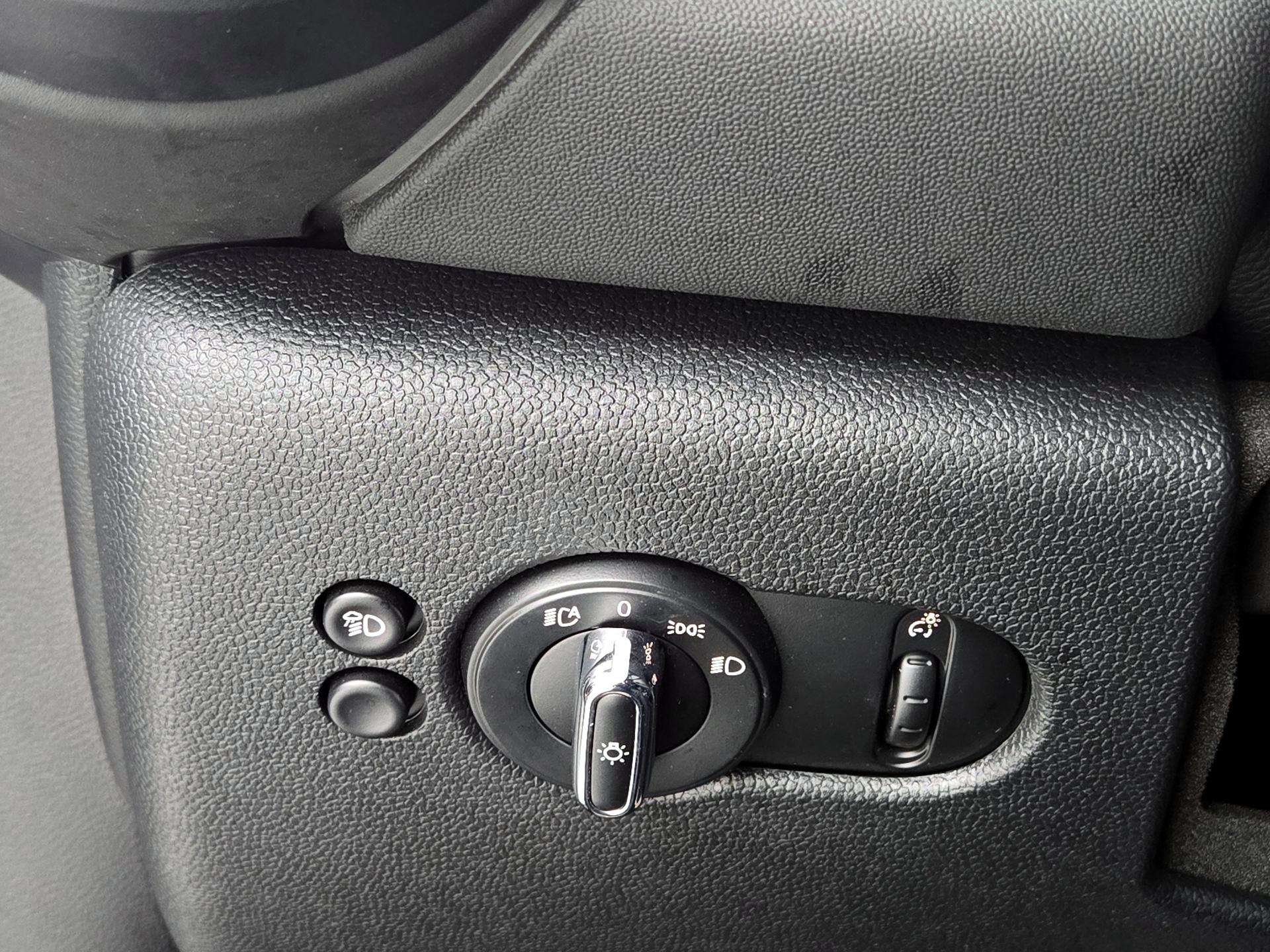 Thumbnail: 2024 MINI Cooper - 13