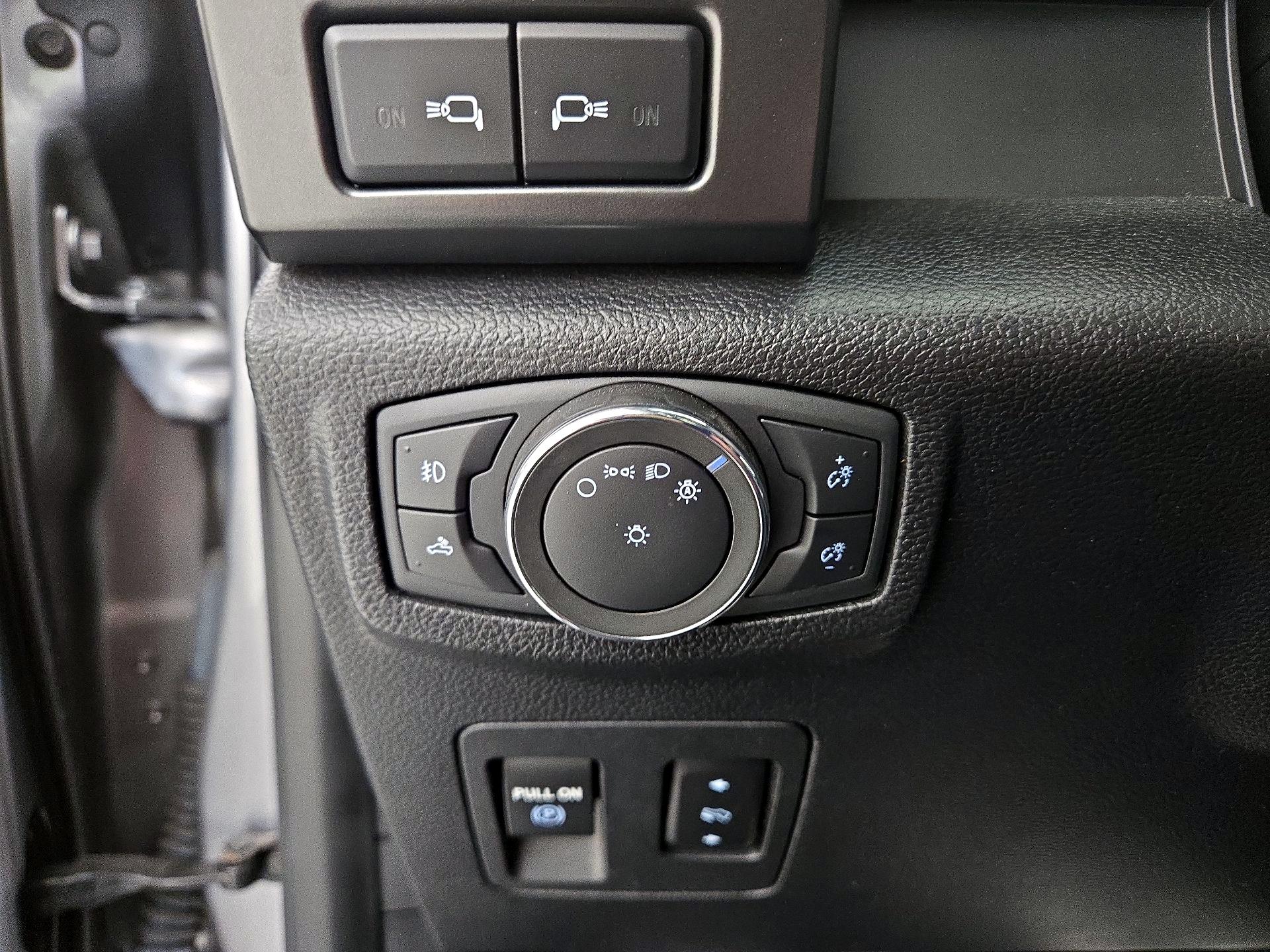 Thumbnail: 2020 Ford F-150 - 13