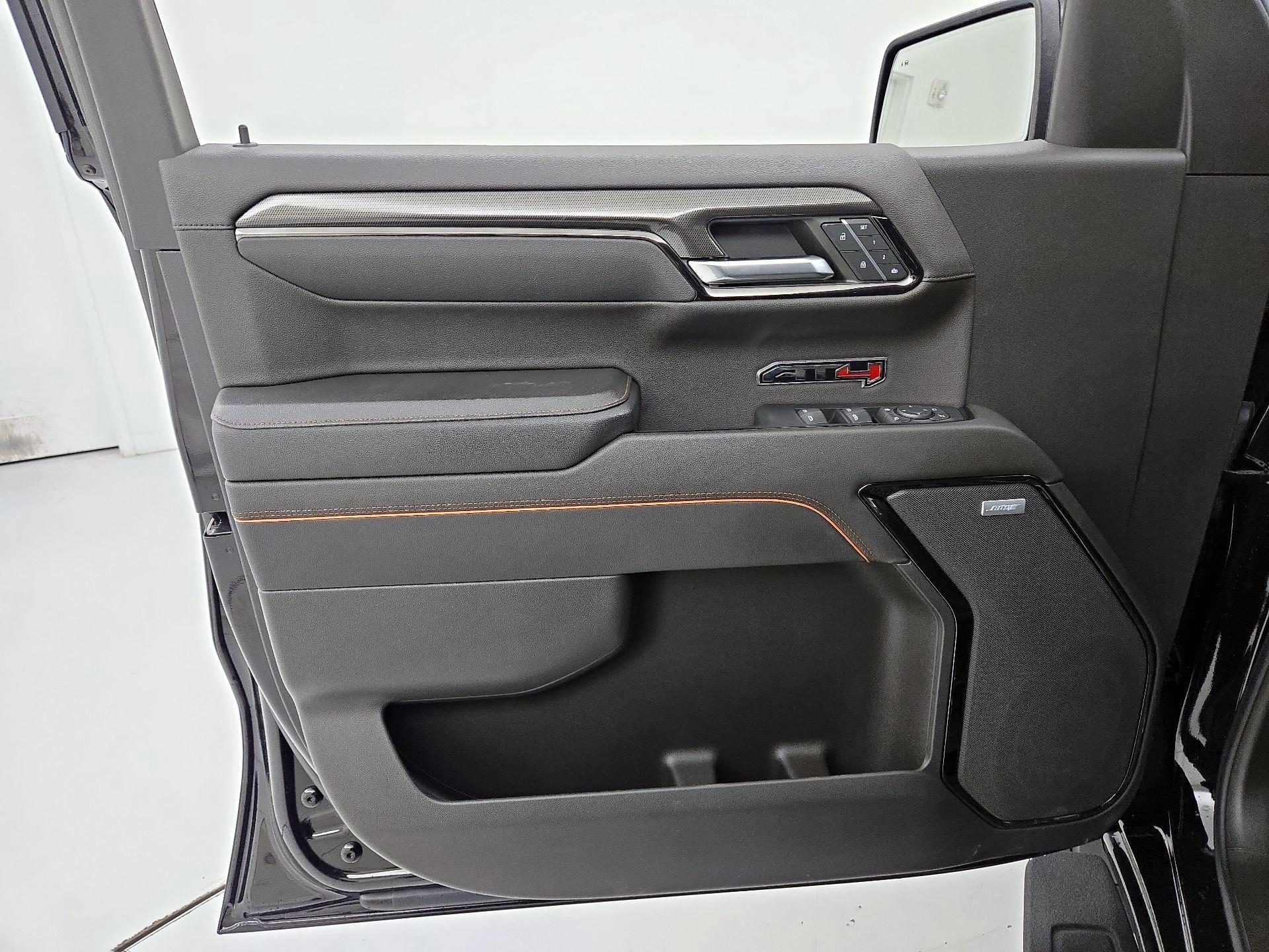 Thumbnail: 2023 GMC Sierra 1500 - 12