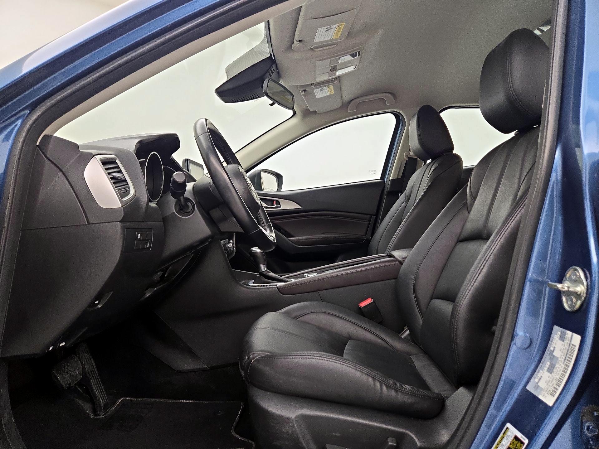 Thumbnail: 2017 Mazda Mazda3 - 11