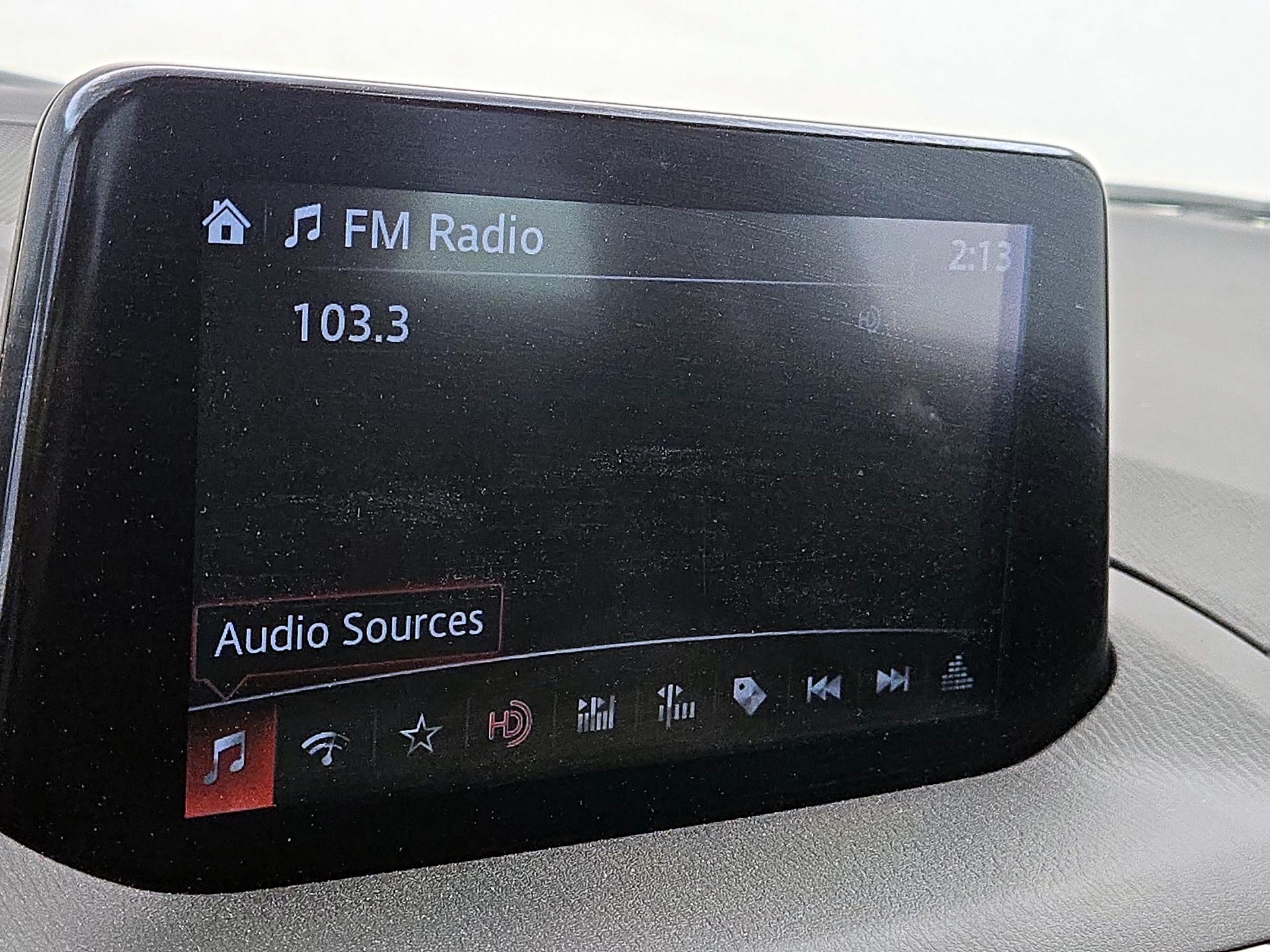 Thumbnail: 2017 Mazda Mazda3 - 14