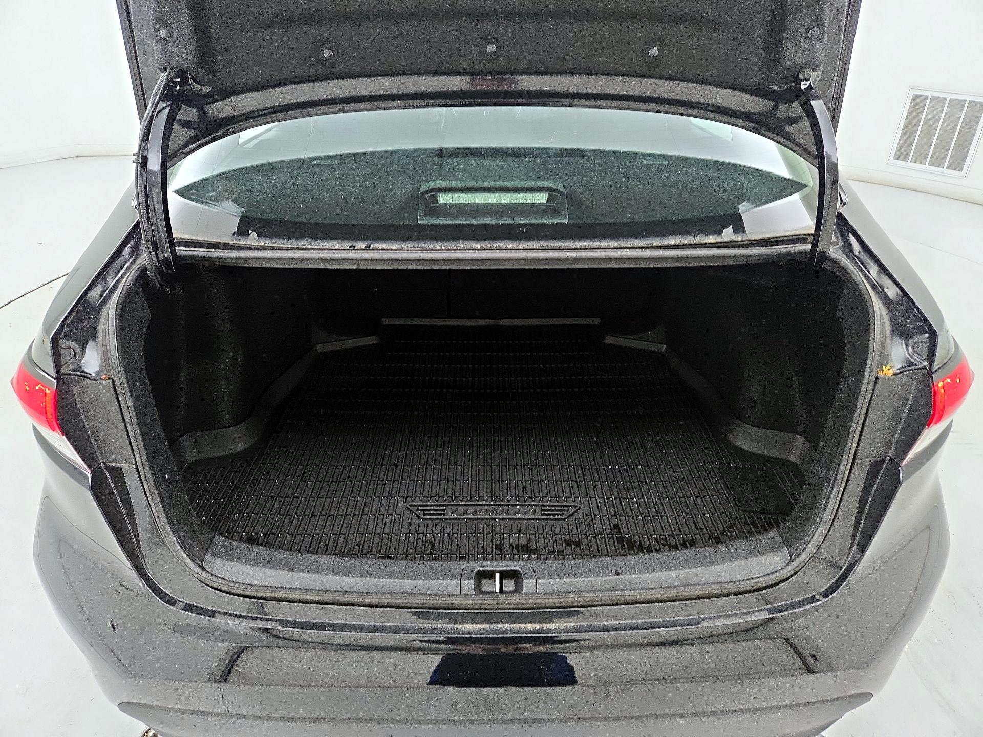 Thumbnail: 2024 Toyota Corolla - 19