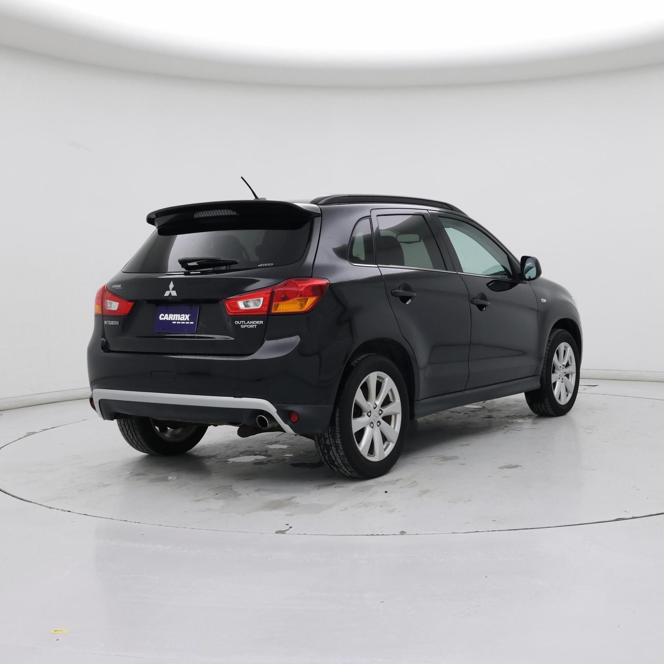 Thumbnail: 2014 Mitsubishi Outlander Sport - 8