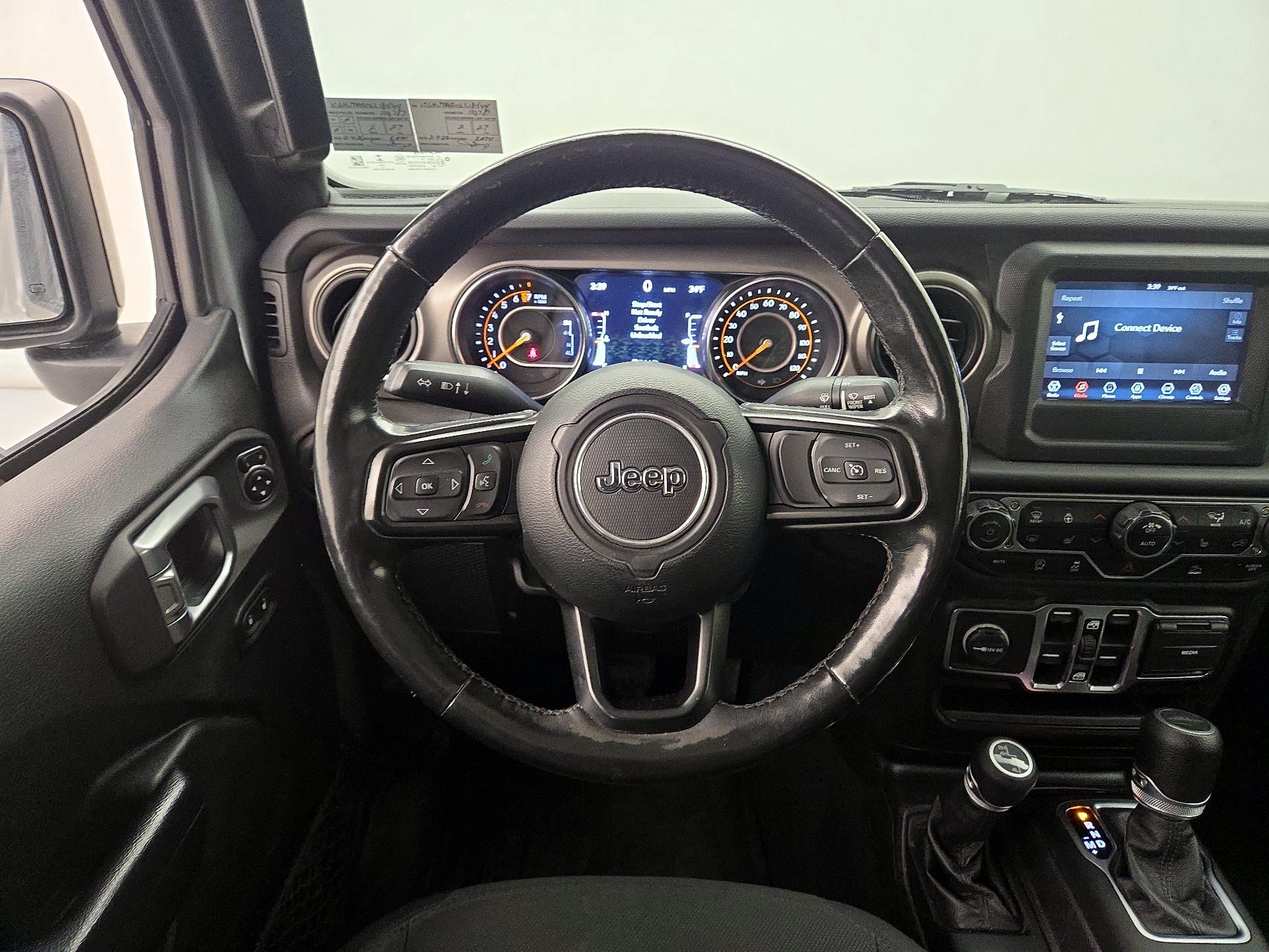 Thumbnail: 2020 Jeep Gladiator - 10