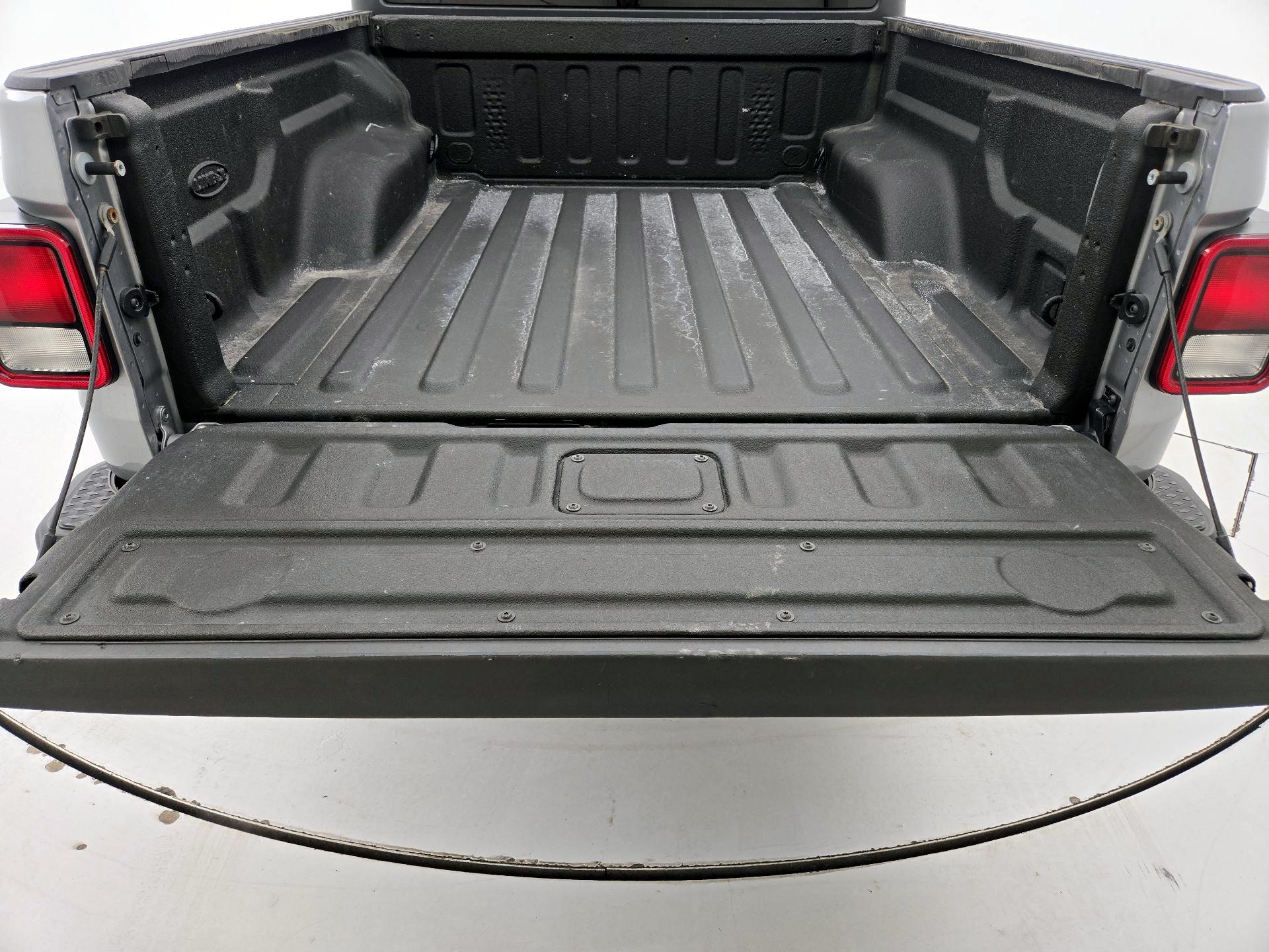 Thumbnail: 2020 Jeep Gladiator - 20