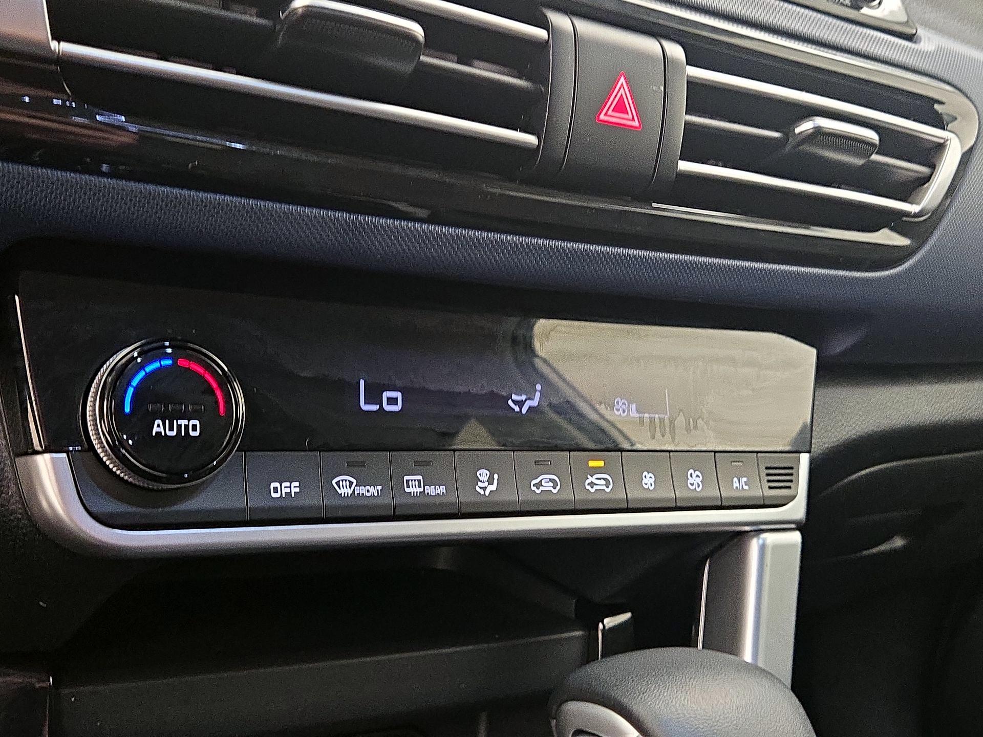 Thumbnail: 2023 Kia Seltos - 17