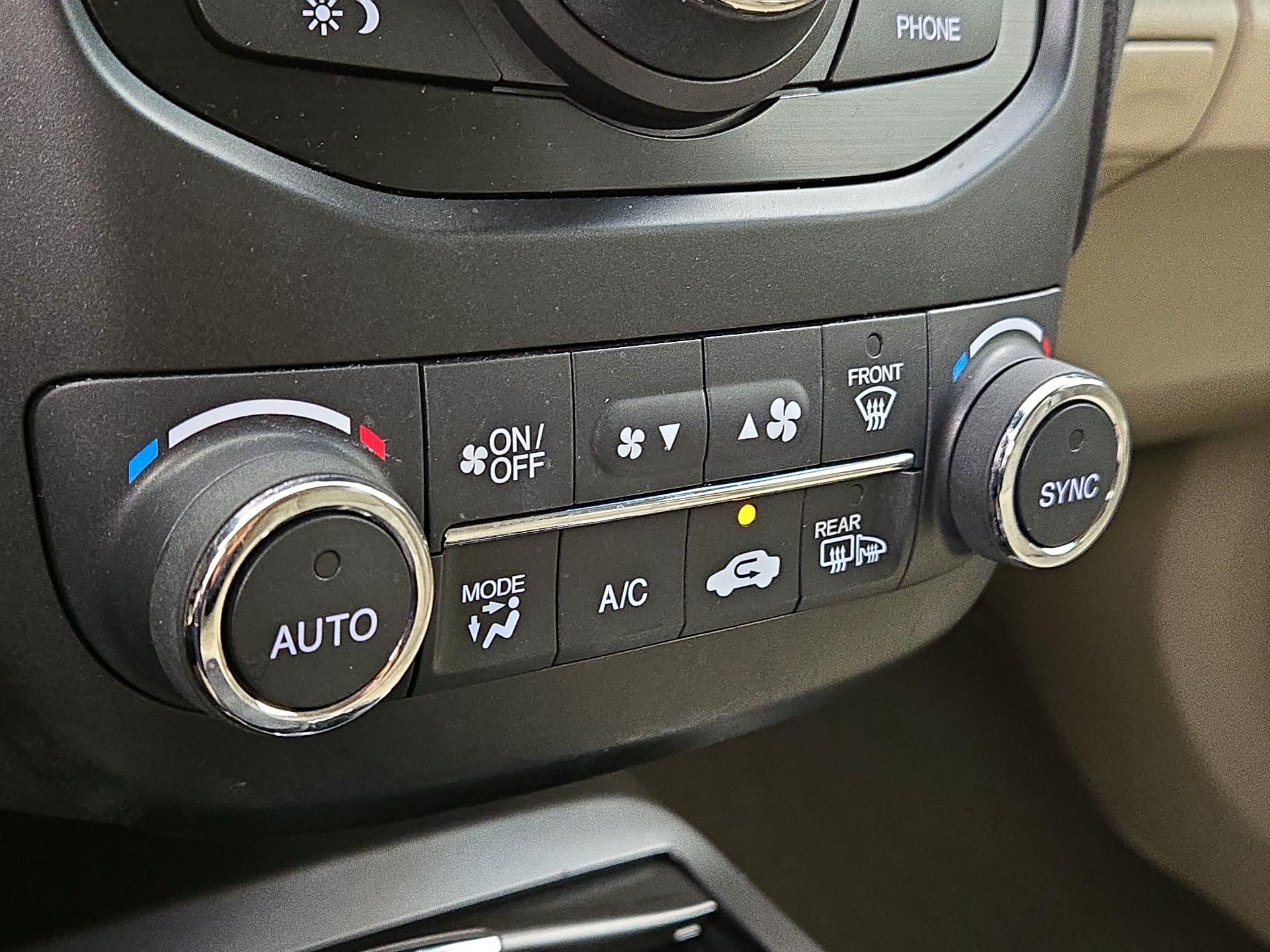 Thumbnail: 2015 Acura RDX - 16