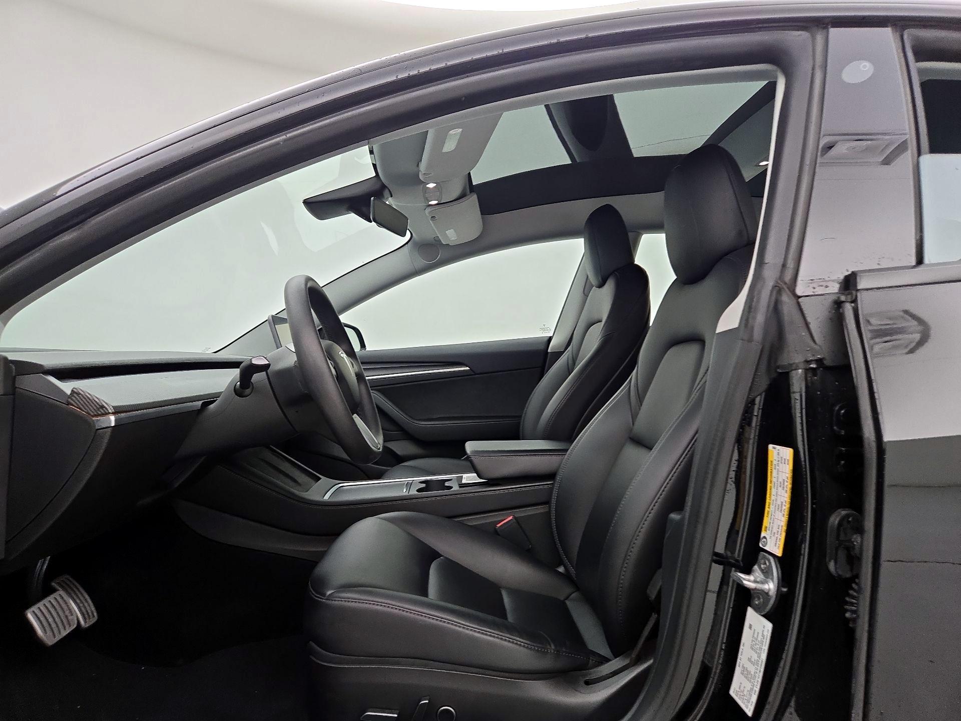 Thumbnail: 2021 Tesla Model 3 - 11