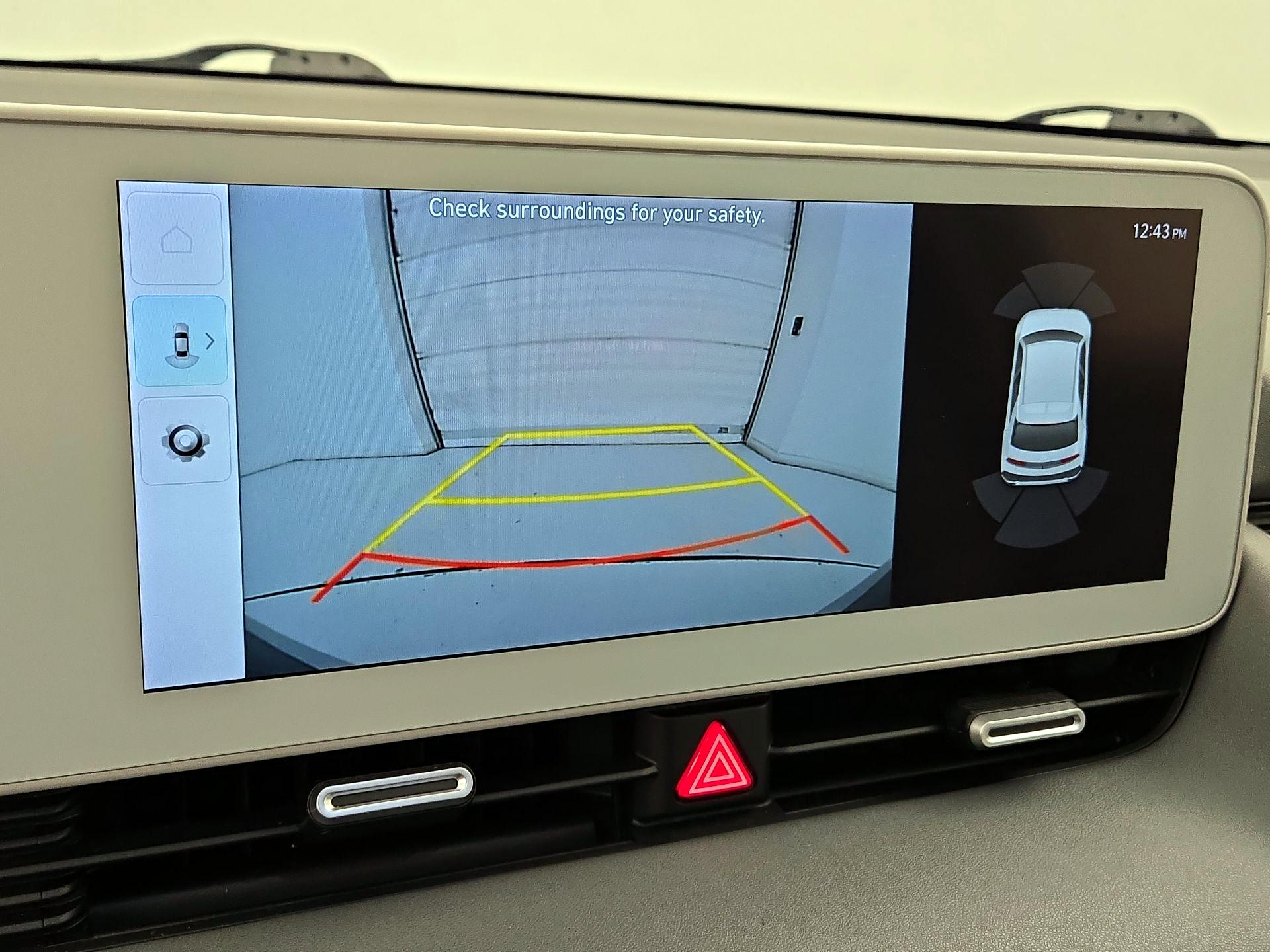 Thumbnail: 2022 Hyundai Ioniq 5 - 14