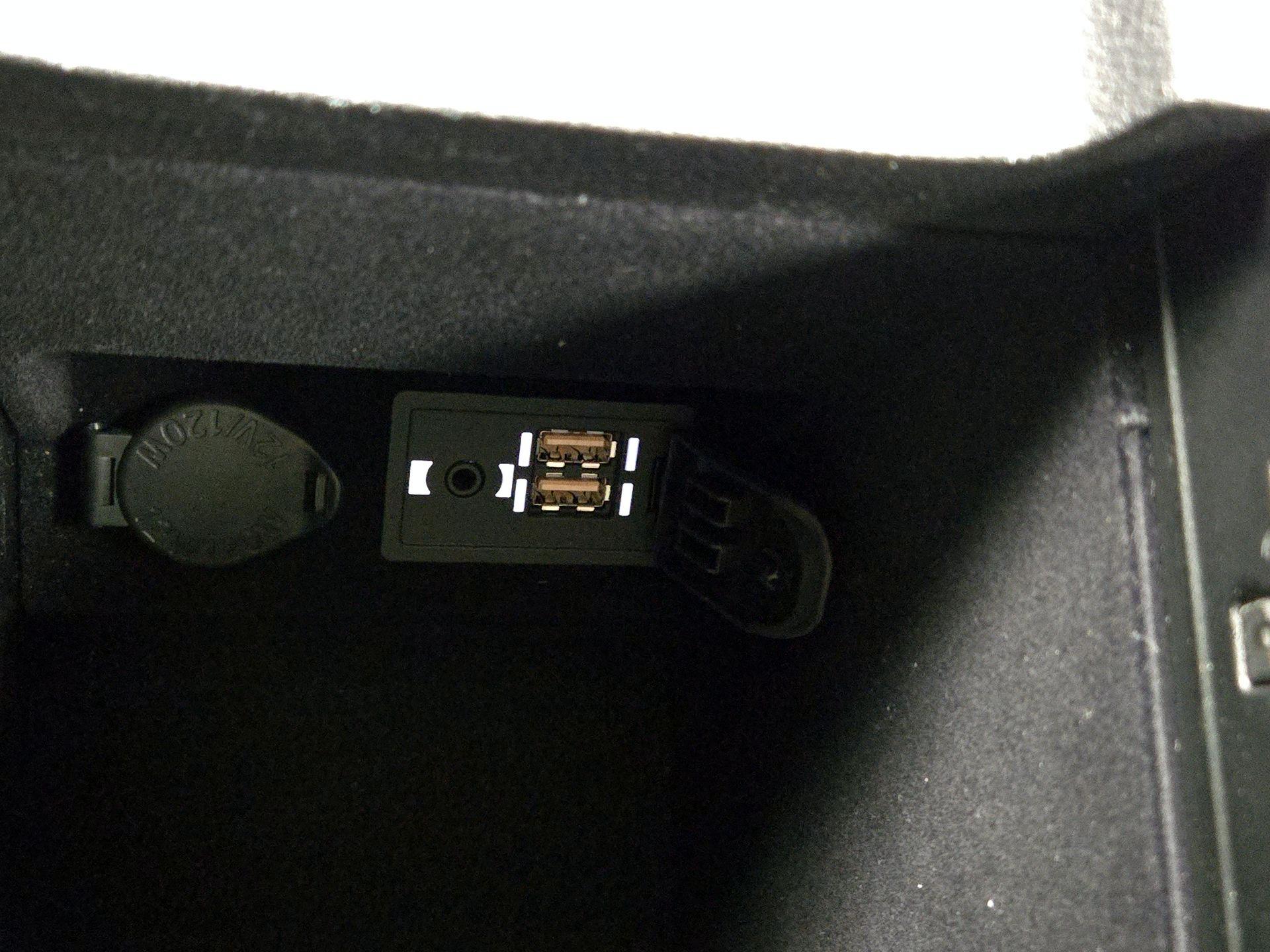 Thumbnail: 2018 Lexus ES - 19